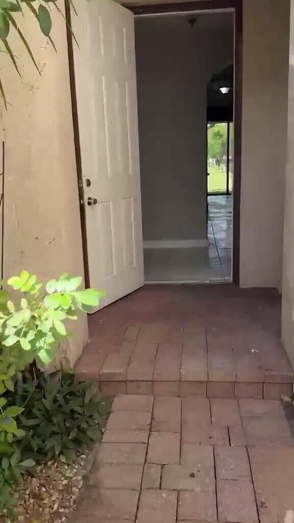 4111 Napoli Lake Drive, West Palm Beach, FL 33410 — photo 7 of 30