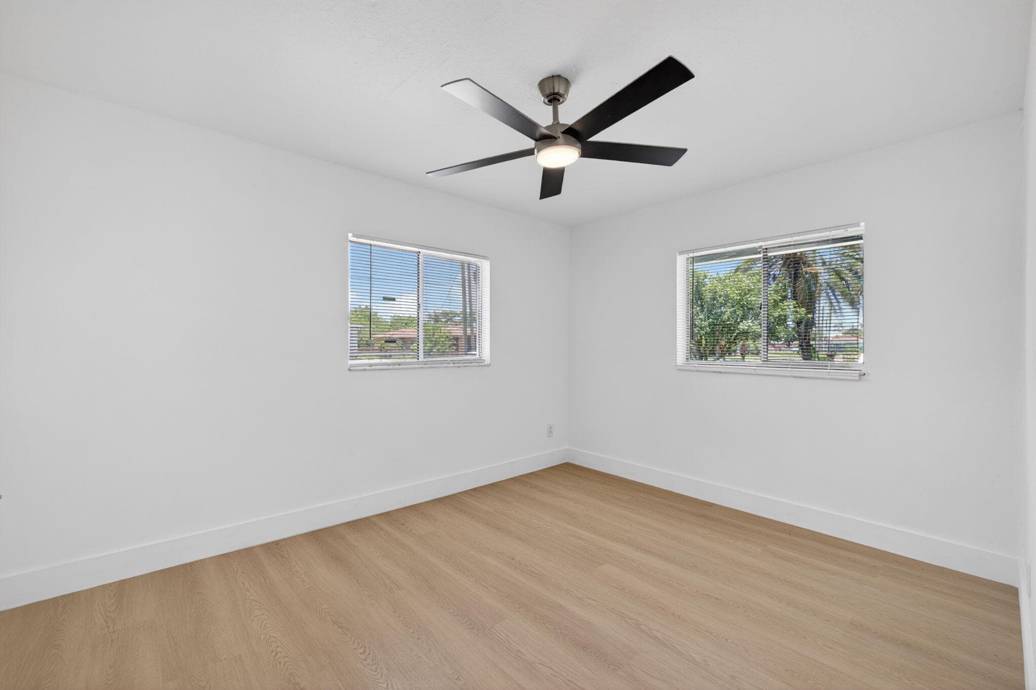 812 N 24th Street, Fort Pierce, FL 34950 — photo 13 of 41