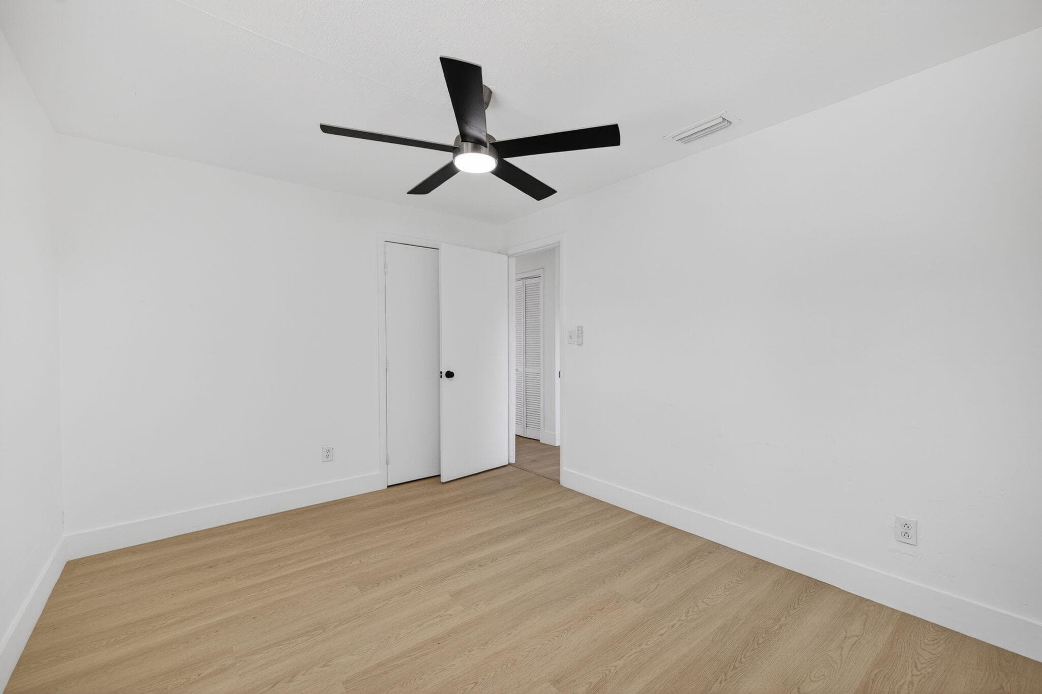 812 N 24th Street, Fort Pierce, FL 34950 — photo 31 of 41