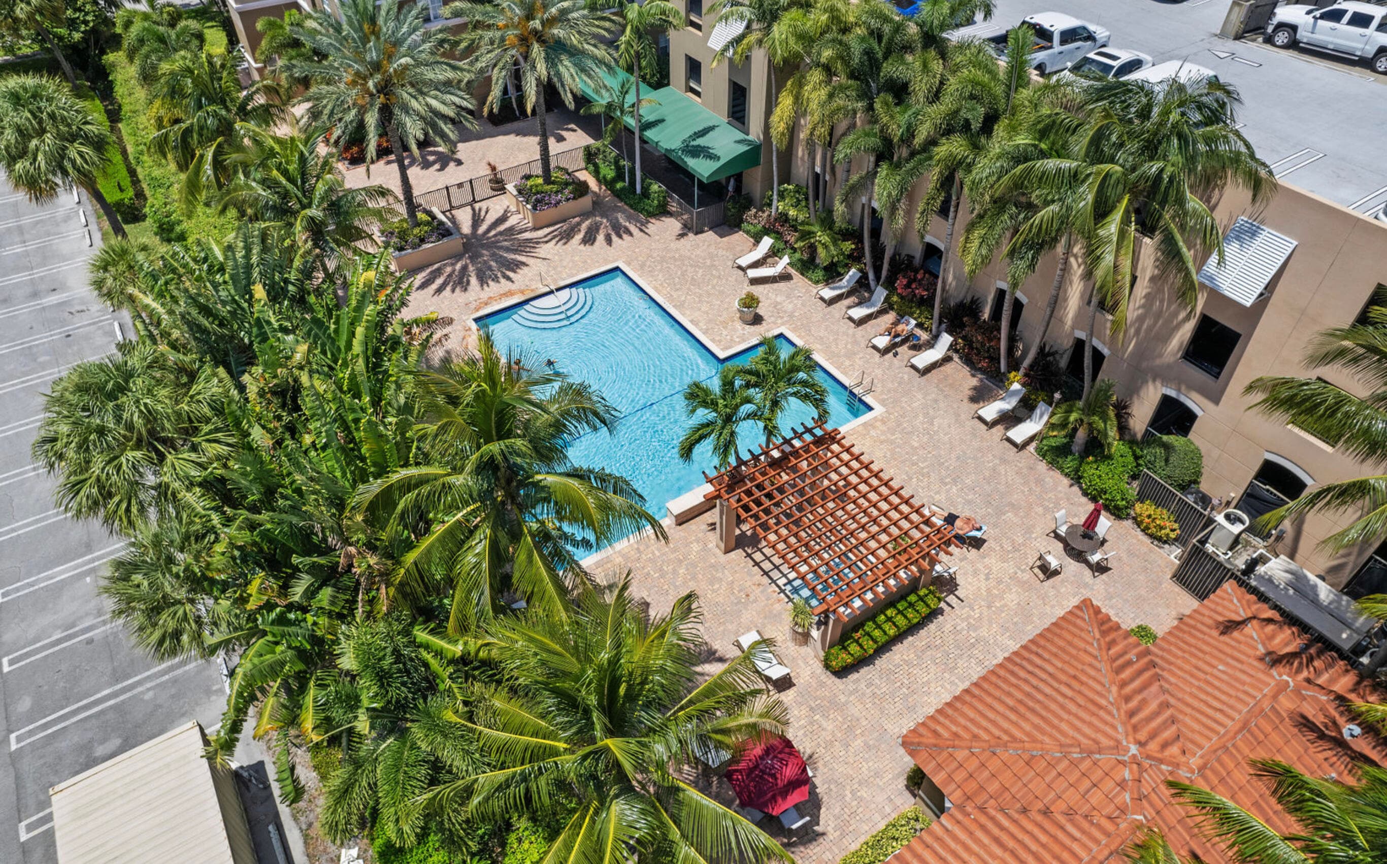 616 Clearwater Park Road 1203, West Palm Beach, FL 33401 — photo 15 of 34