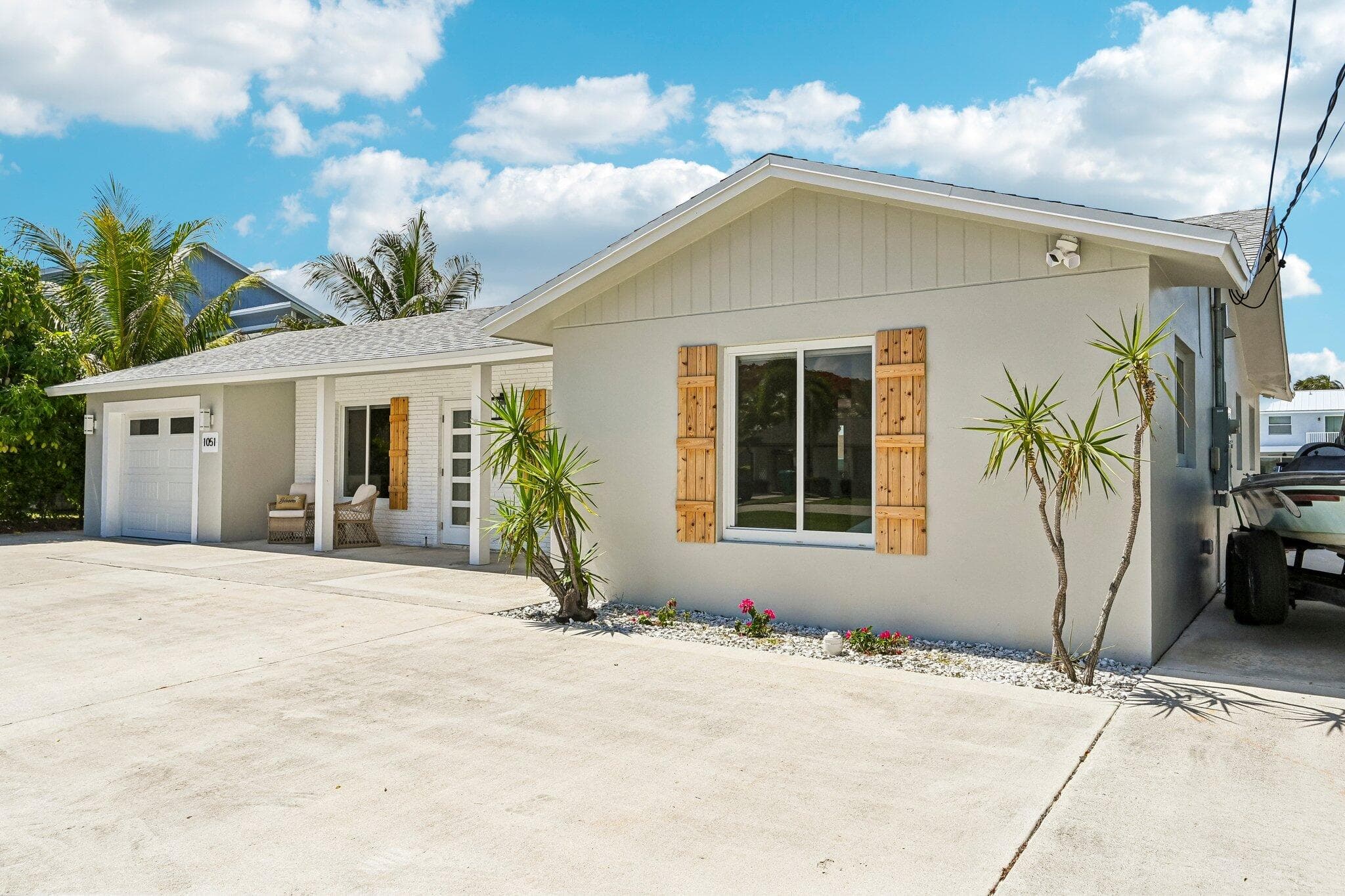1051 SW 25th Avenue, Boynton Beach, FL 33426 — photo 5 of 50
