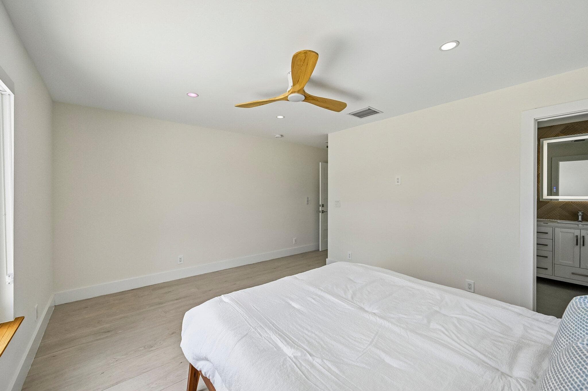 1051 SW 25th Avenue, Boynton Beach, FL 33426 — photo 20 of 50