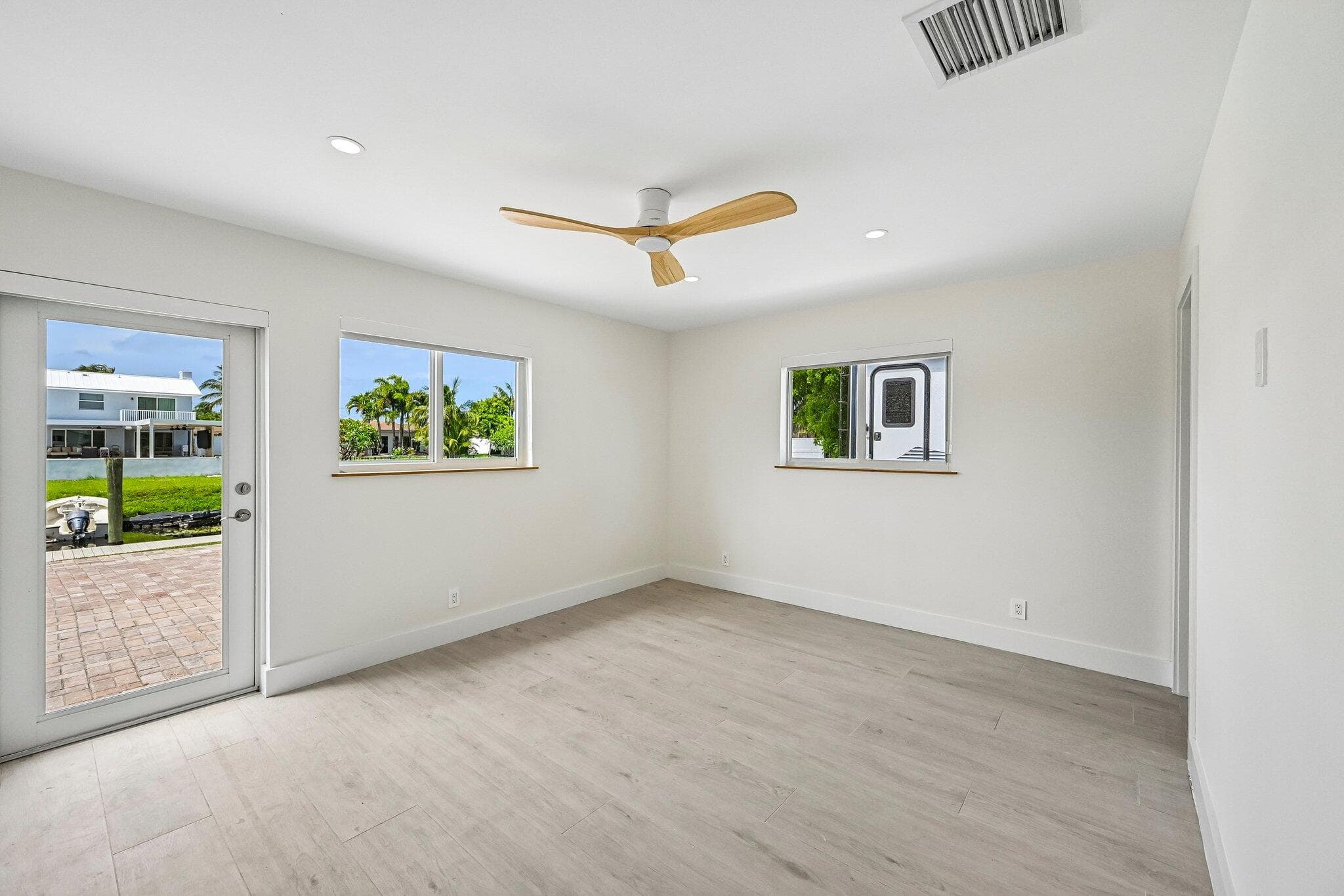 1051 SW 25th Avenue, Boynton Beach, FL 33426 — photo 22 of 50