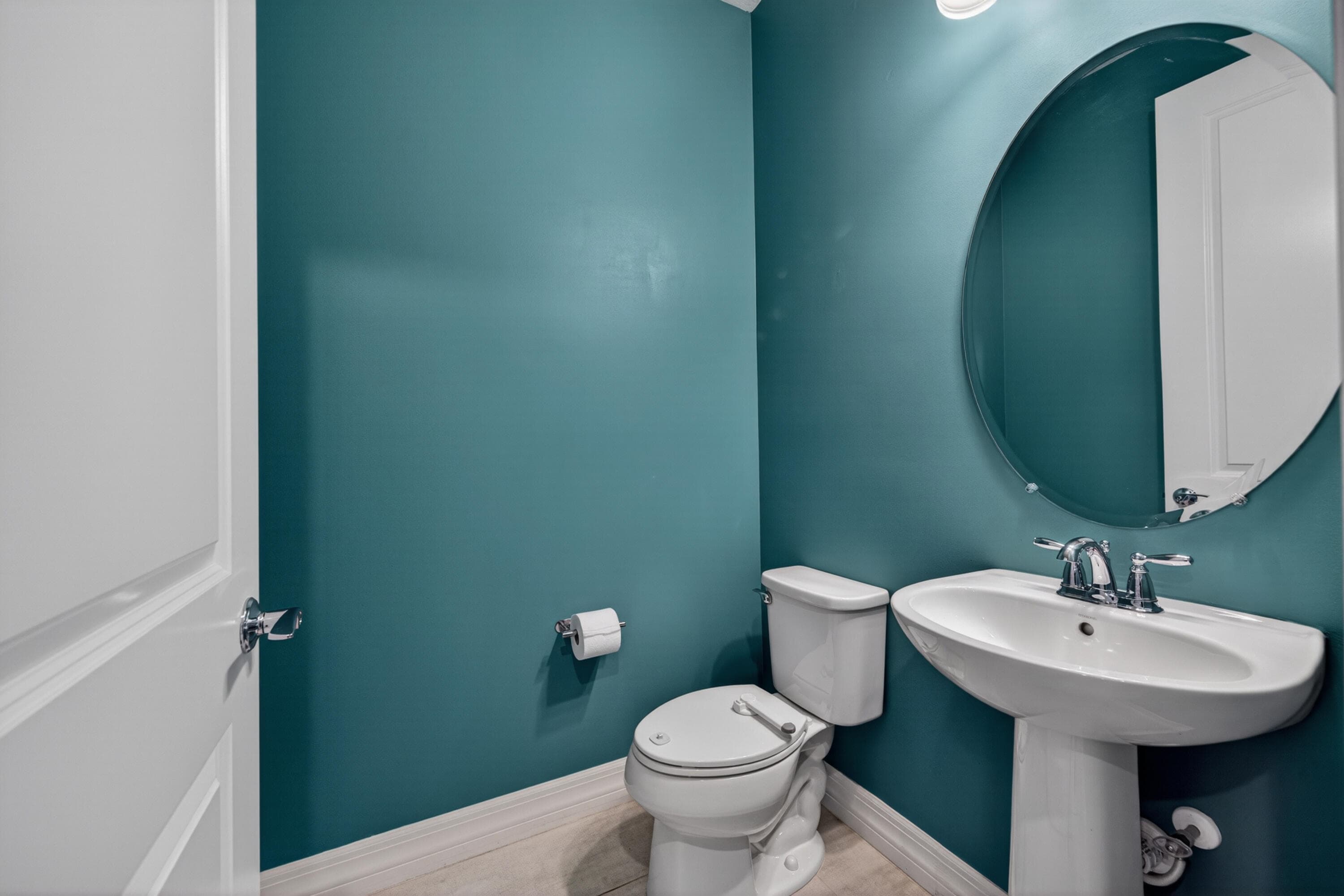 4715 Eucalyptus Drive, Hollywood, FL 33021 — photo 8 of 57