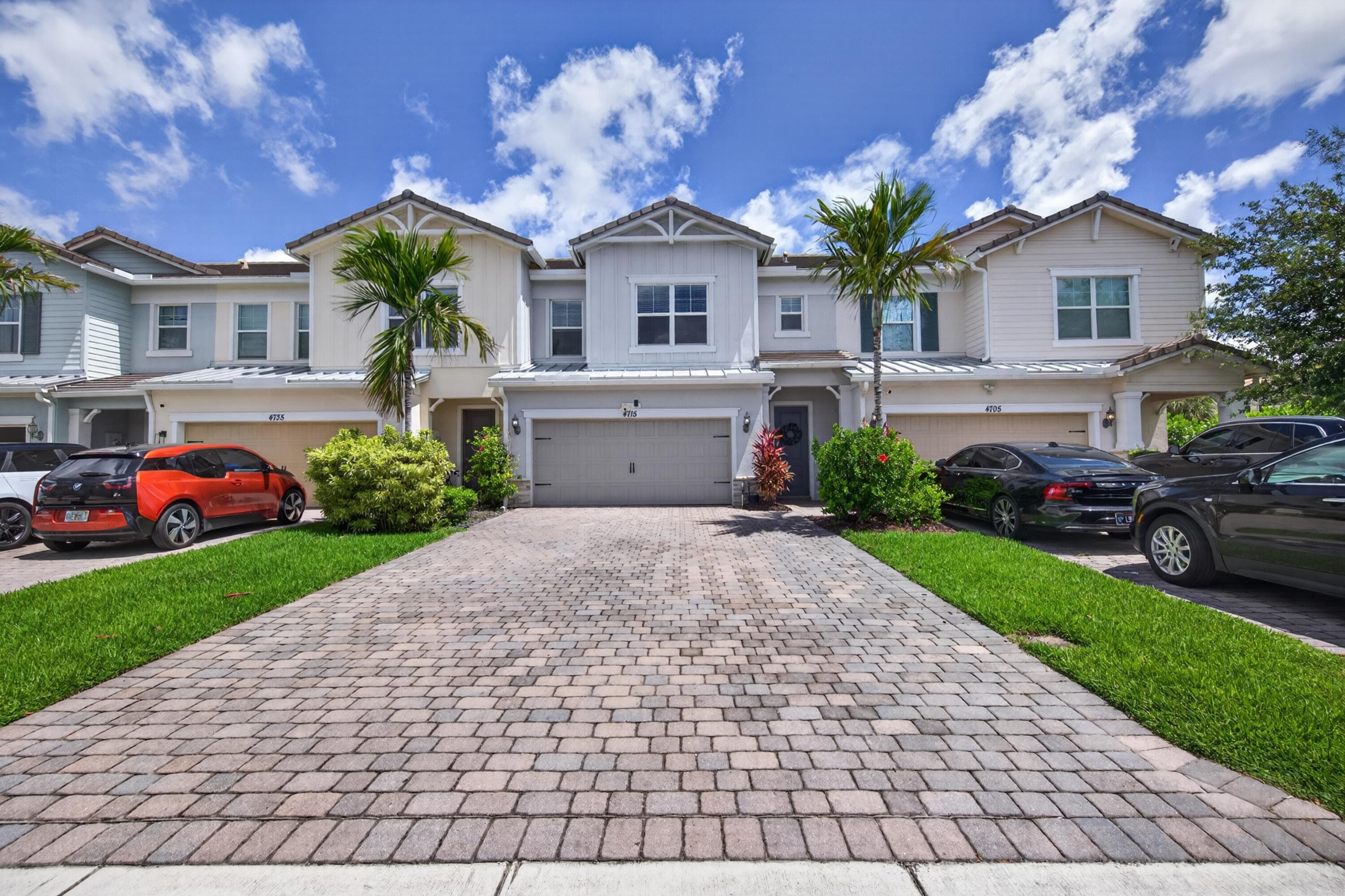 4715 Eucalyptus Drive, Hollywood, FL 33021 — photo 2 of 57