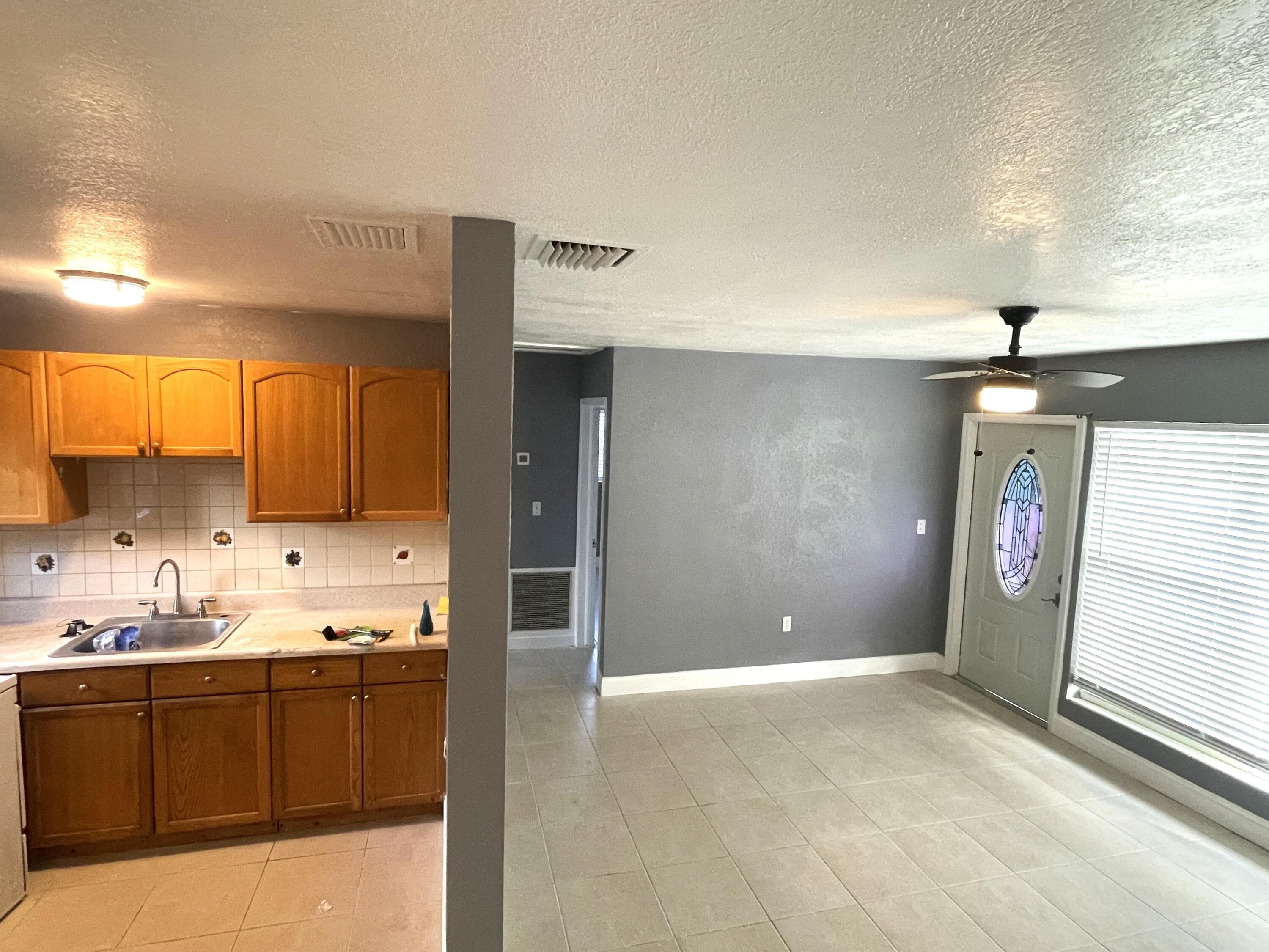 571 Sioux Road, Seminole Manor, FL 33462 — photo 6 of 10