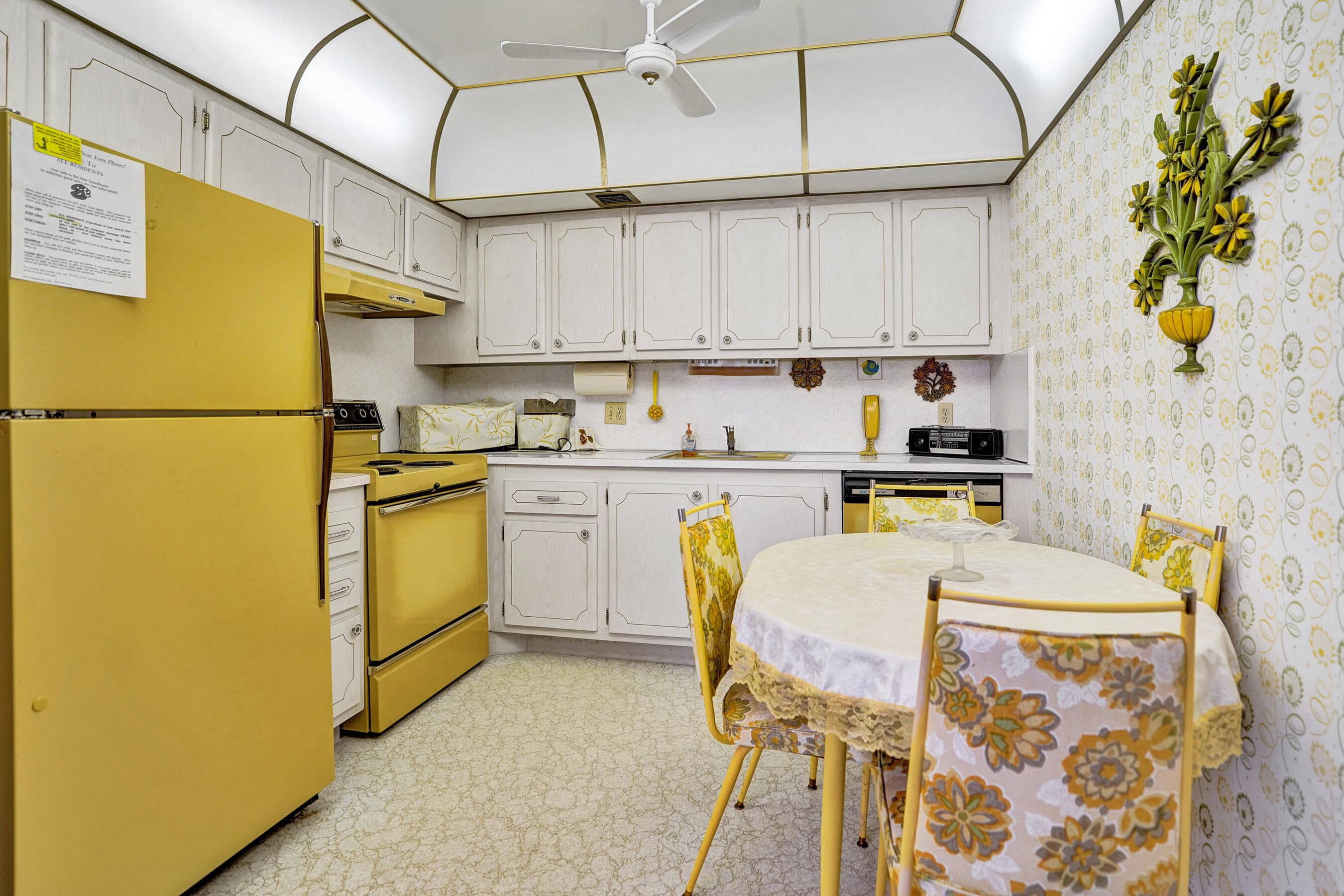 2049 Lyndhurst, Deerfield Beach, FL 33442 — photo 15 of 50