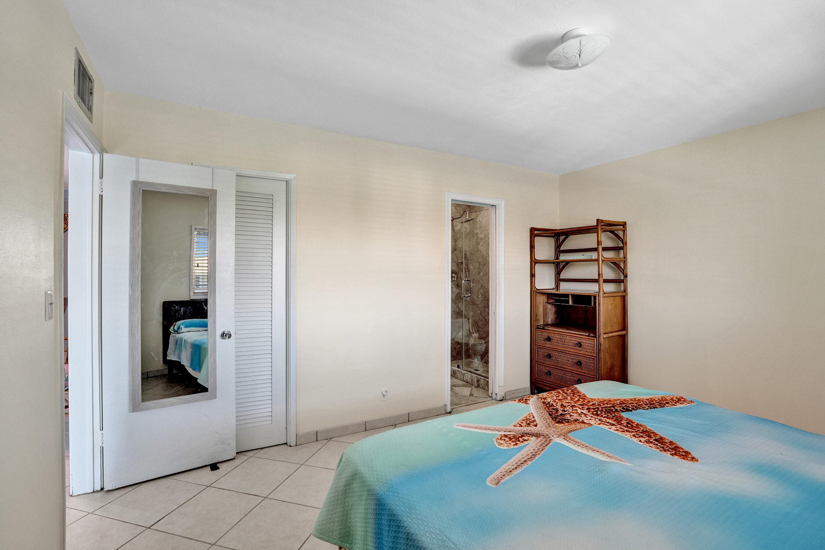 930 SE 9th Avenue 11, Pompano Beach, FL 33060 — photo 11 of 56