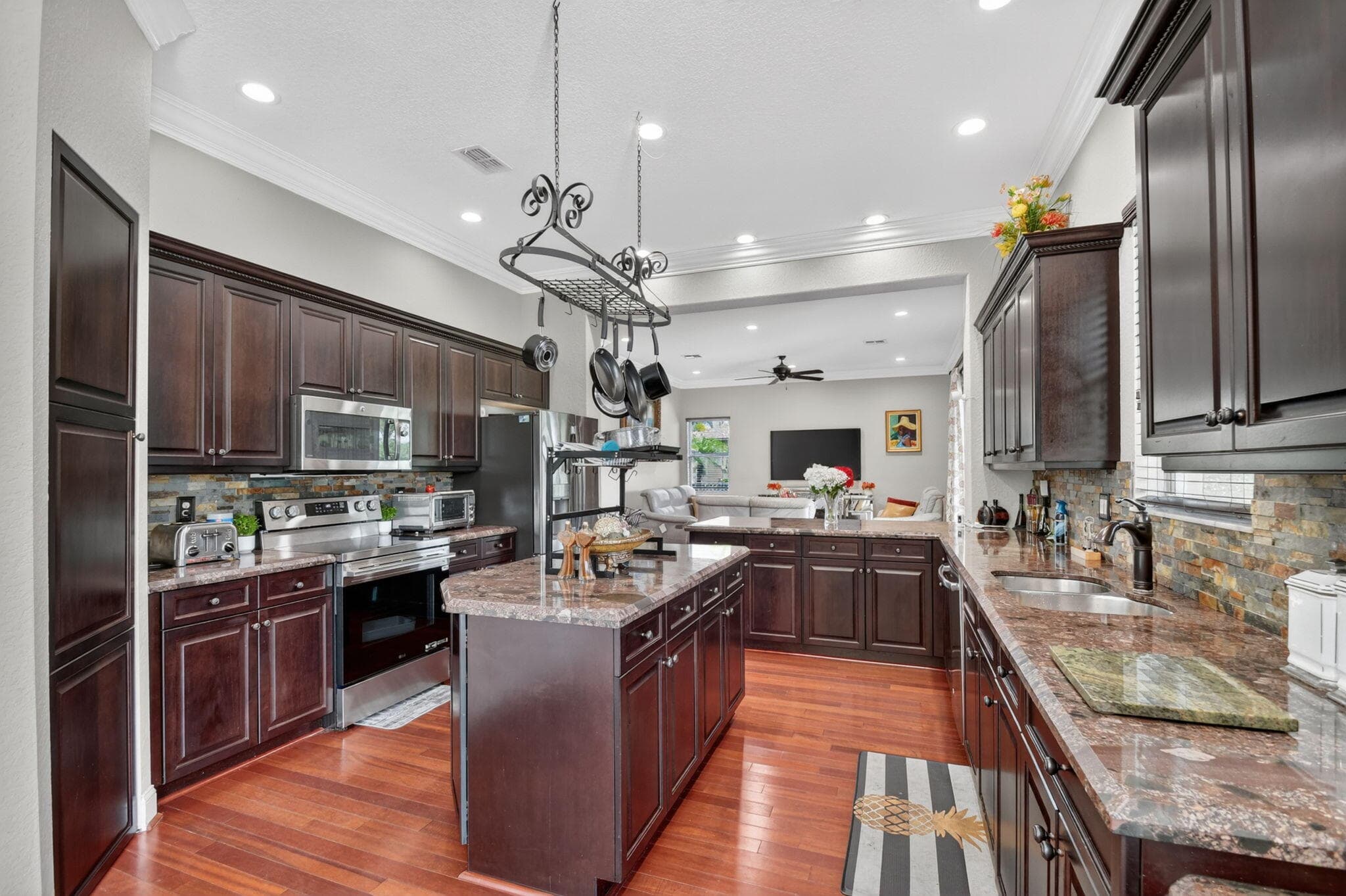 2540 Vicara Court, Royal Palm Beach, FL 33411 — photo 16 of 75