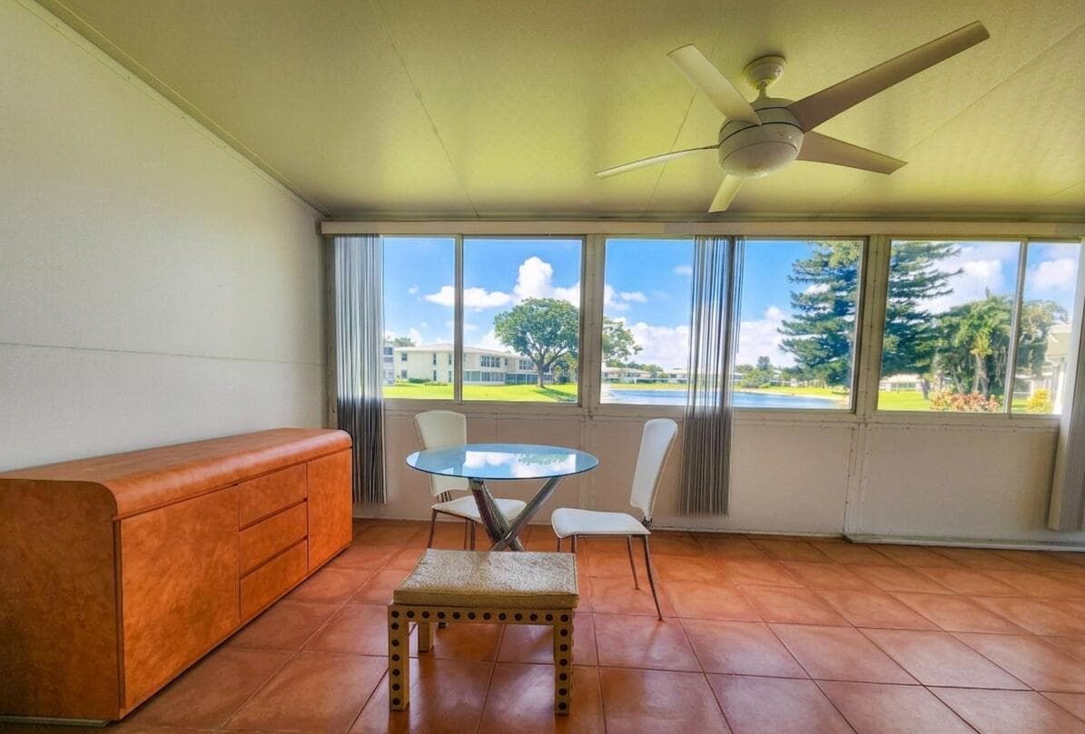 1560 NW 18th Avenue 104, Delray Beach, FL 33445 — photo 7 of 34