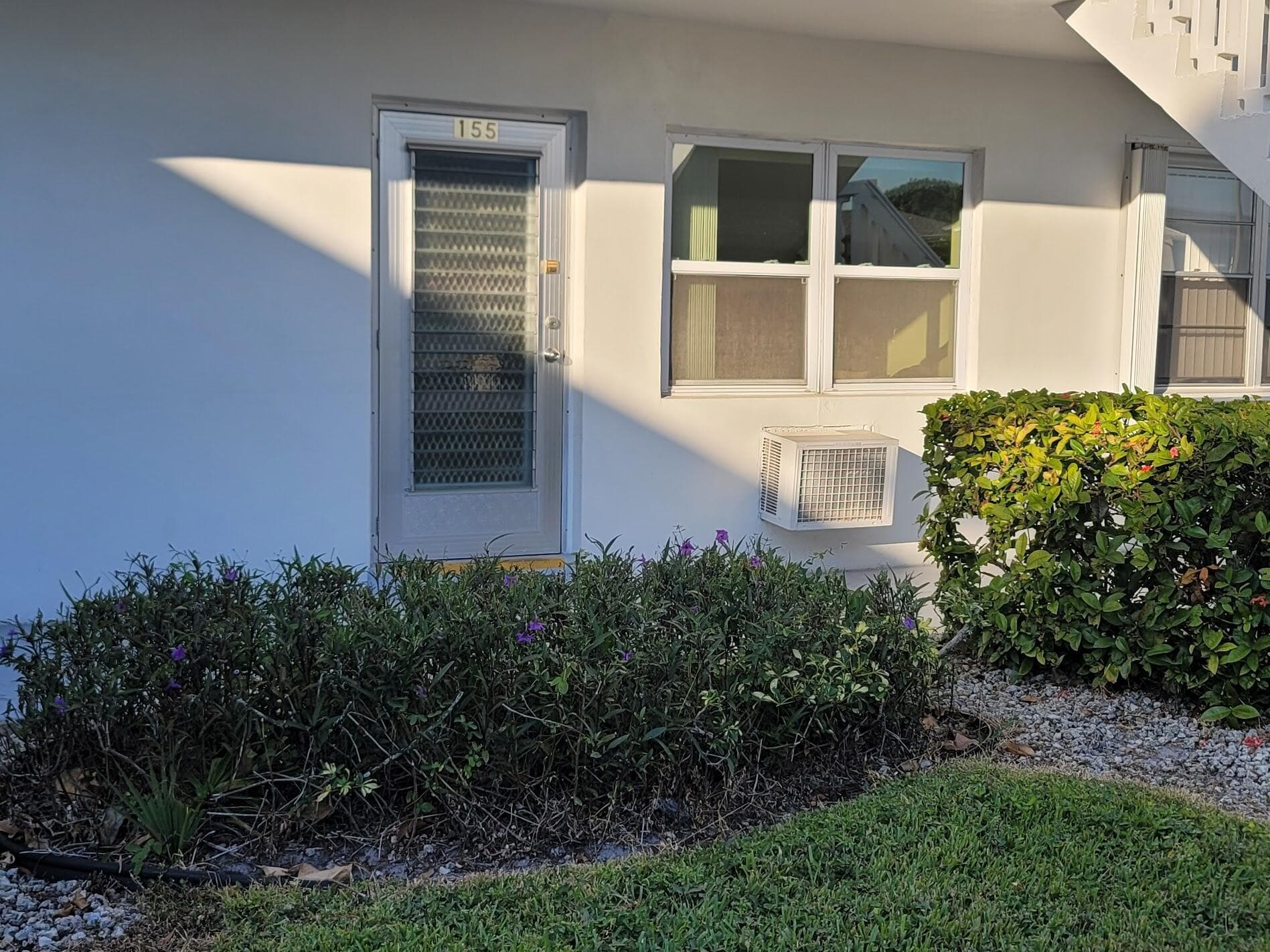 155 Coventry, West Palm Beach, FL 33417 — photo 3 of 17