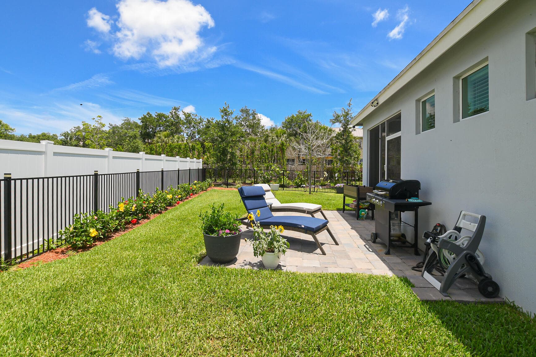 5970 SE Skyblue Circle, Stuart, FL 34997 — photo 11 of 57