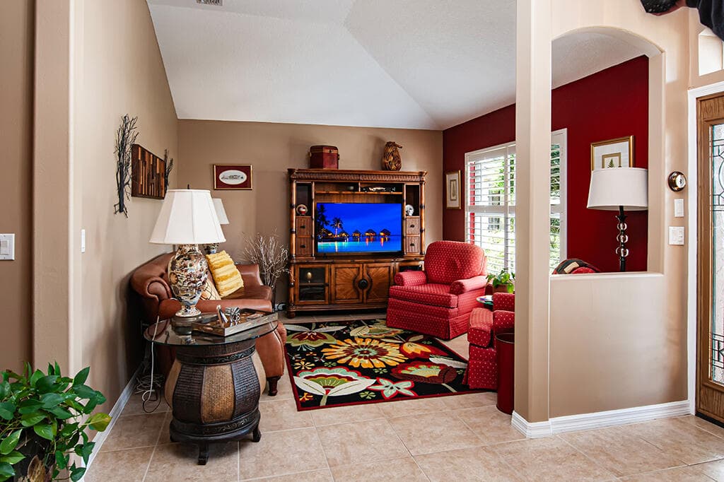 370 E Temple Court SW, Vero Beach, FL 32968 — photo 5 of 45