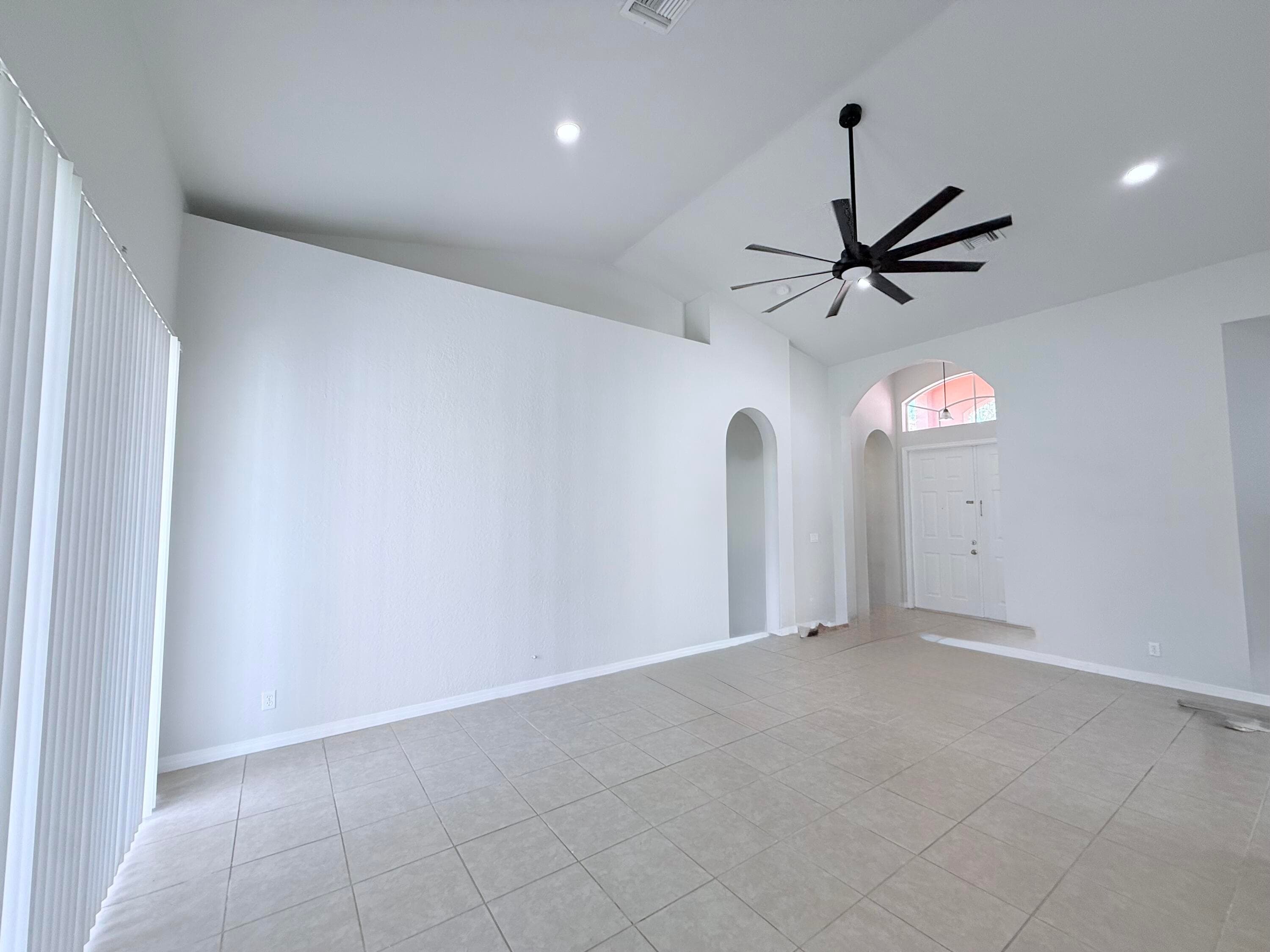 5837 Spanish River Road, Fort Pierce, FL 34951 — photo 8 of 34