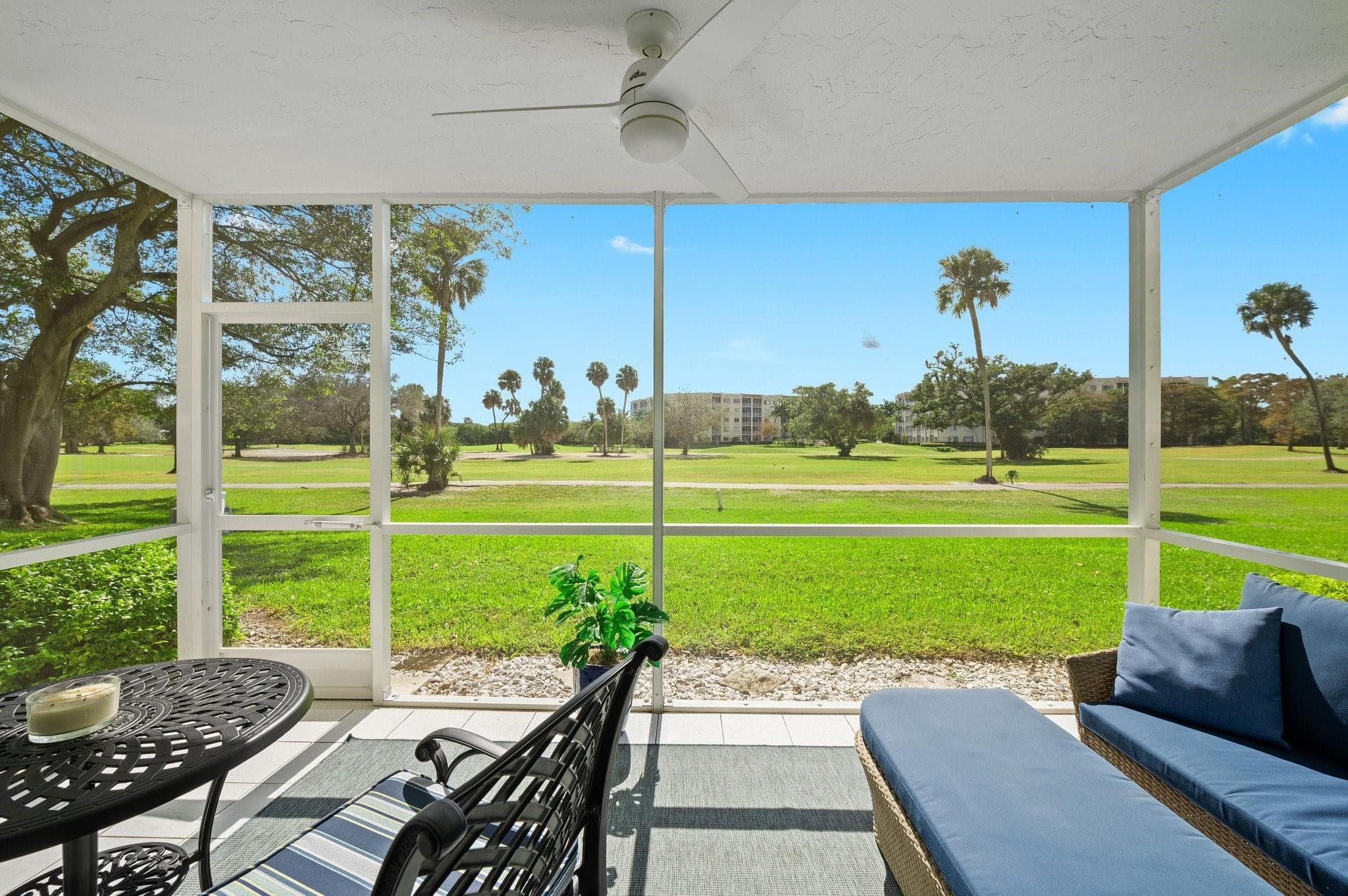 3700 Oaks Clubhouse Drive 106, Pompano Beach, FL 33069 — photo 5 of 30