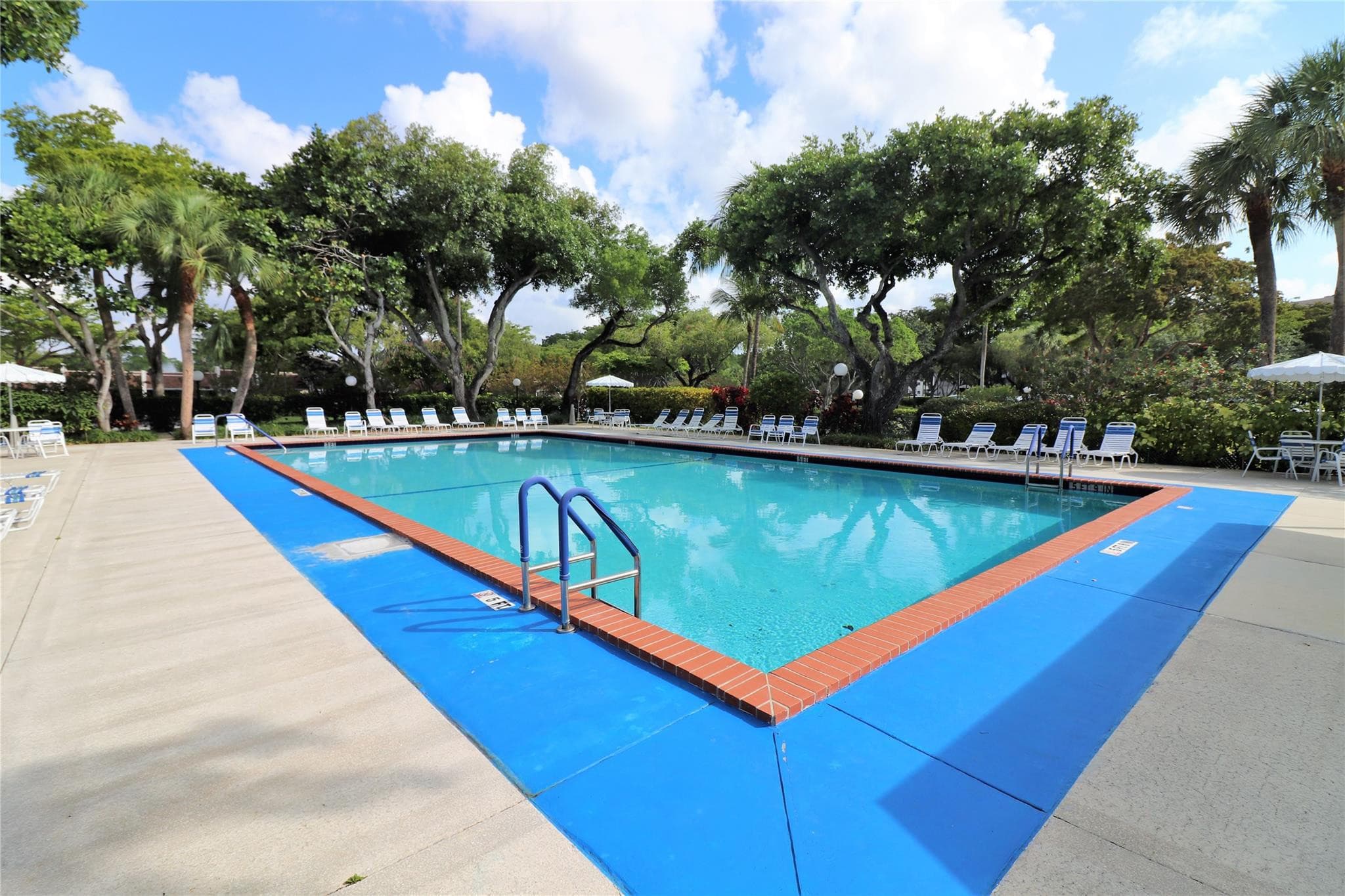 3700 Oaks Clubhouse Drive 106, Pompano Beach, FL 33069 — photo 26 of 30