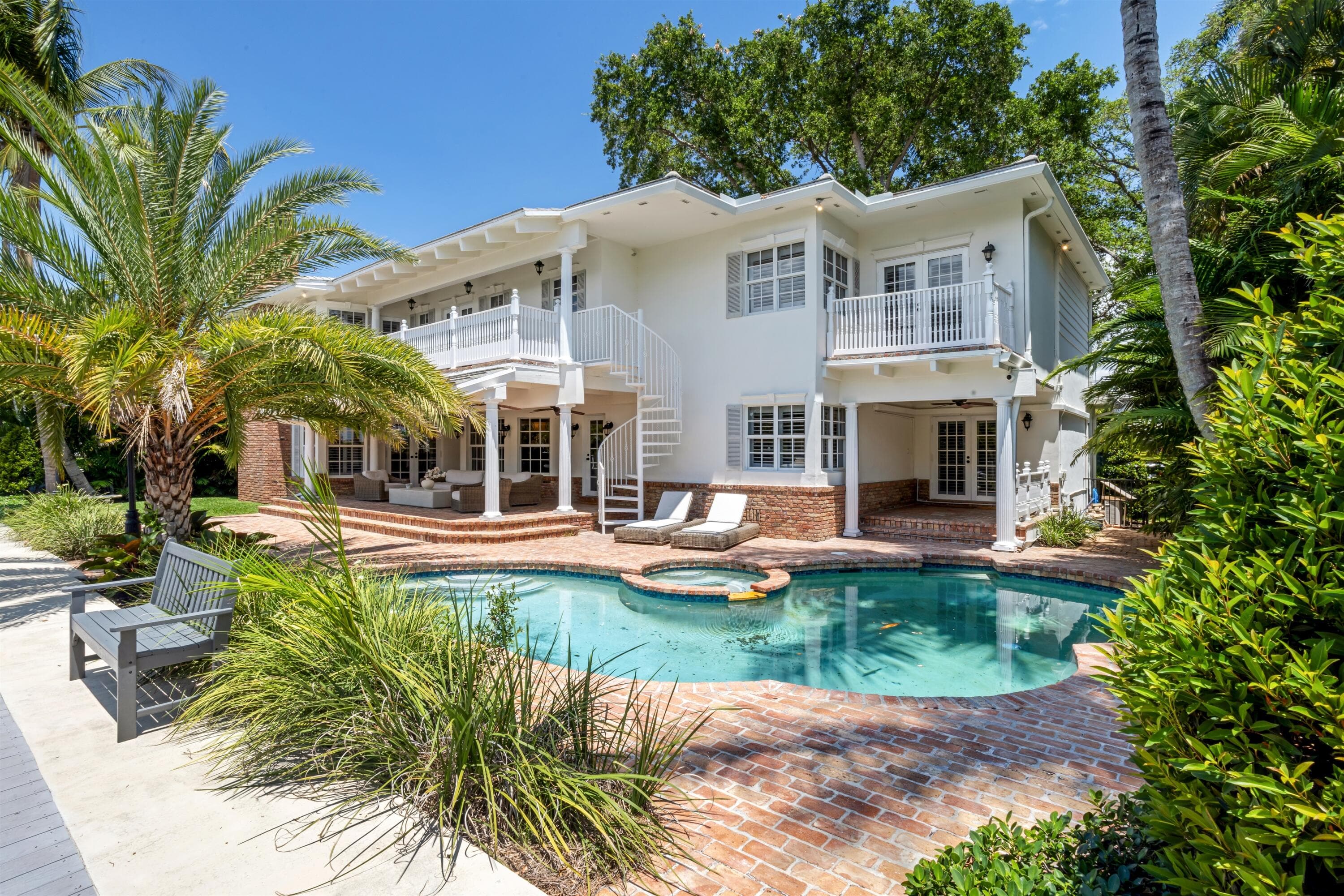 609 Coral Way, Fort Lauderdale, FL 33301 — photo 2 of 57
