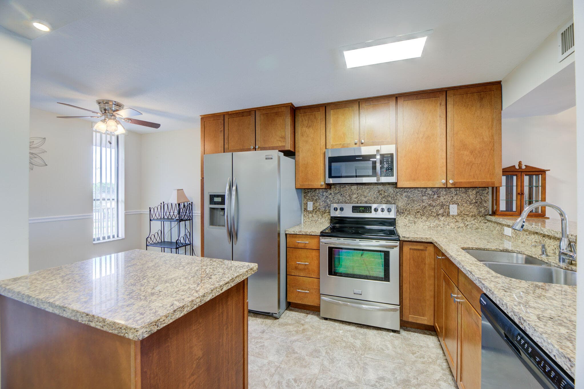 5926 Coral Lake Drive 302, Margate, FL 33063 — photo 15 of 47