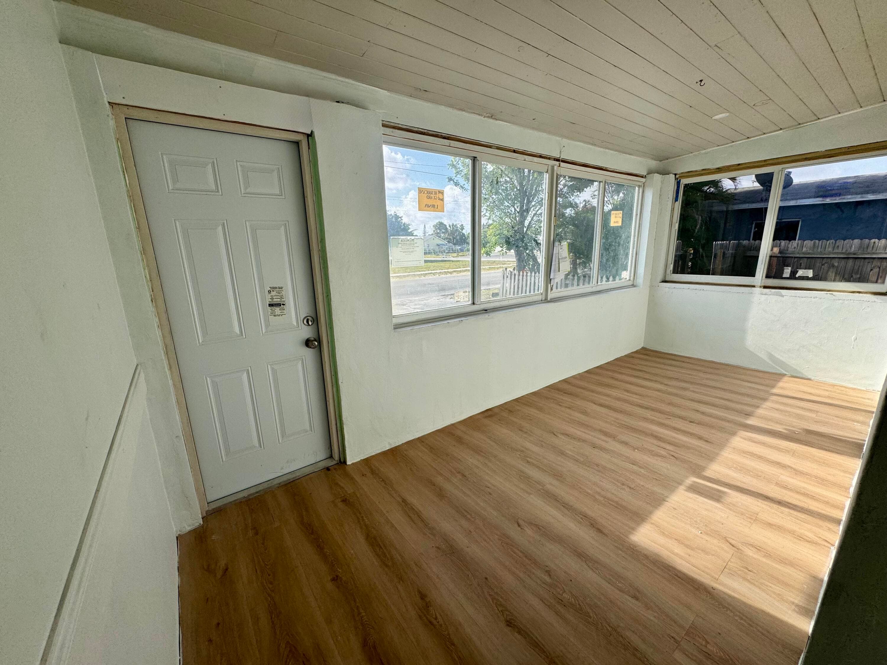 2513 Avenue E, Riviera Beach, FL 33404 — photo 3 of 12