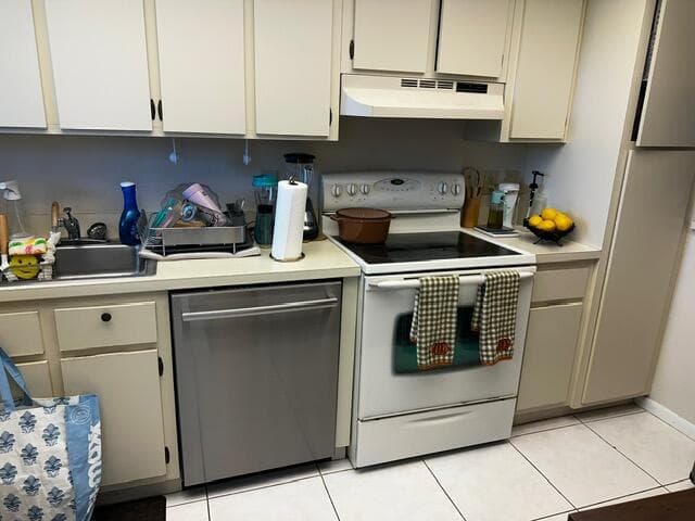3186 Via Poinciana 306, Greenacres, FL 33467 — photo 3 of 32