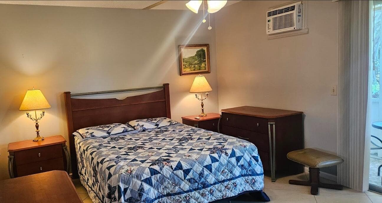 27 Newport B, Deerfield Beach, FL 33442 — photo 5 of 5