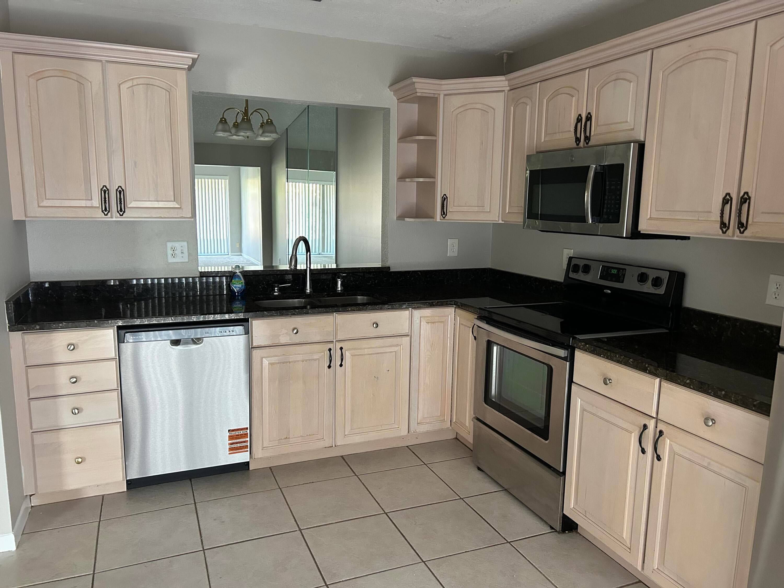 4210 Lucerne Villas Lane, Lake Worth, FL 33467 — photo 15 of 17