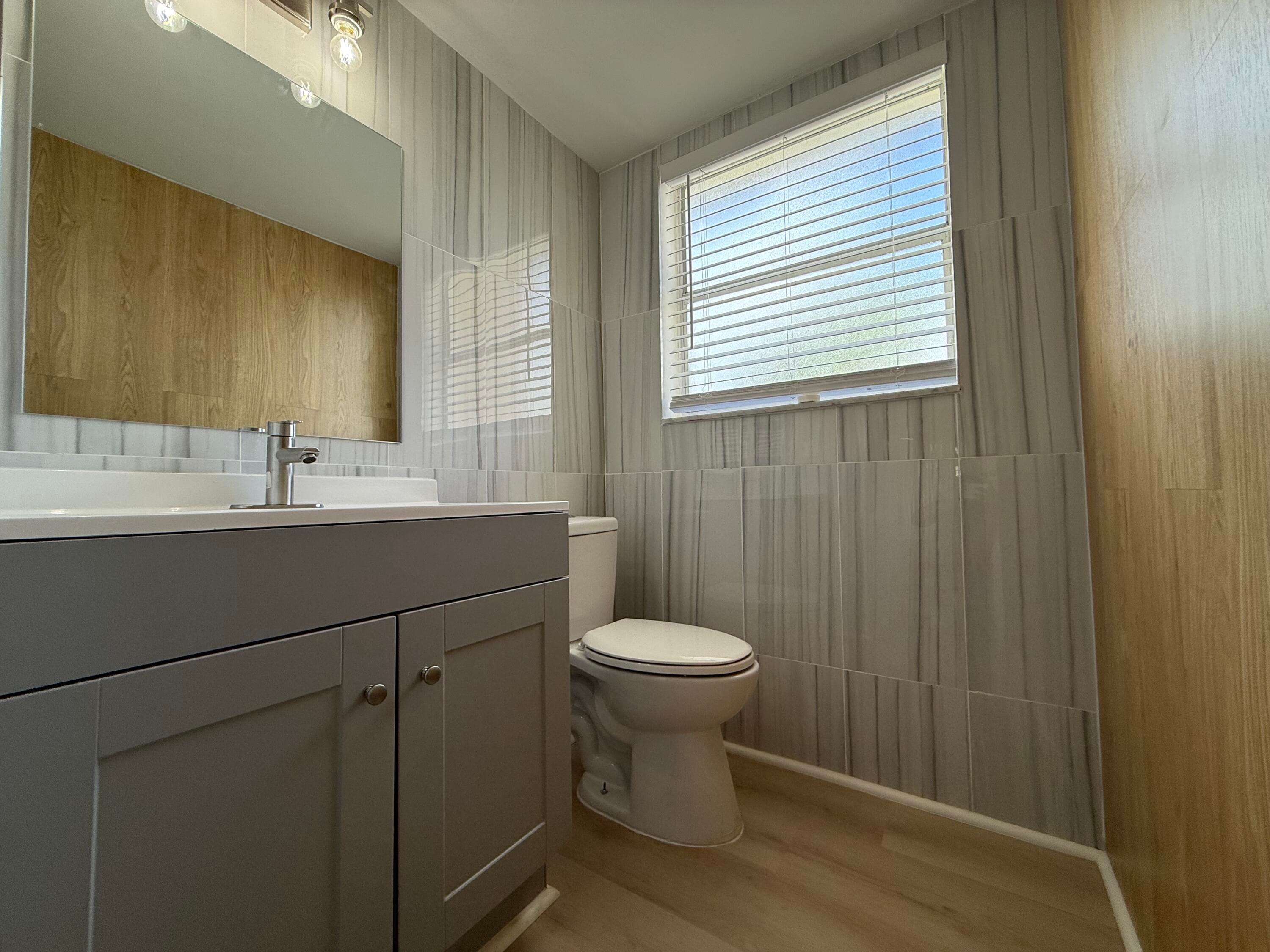 228 Lake Dora Drive, West Palm Beach, FL 33411 — photo 4 of 29