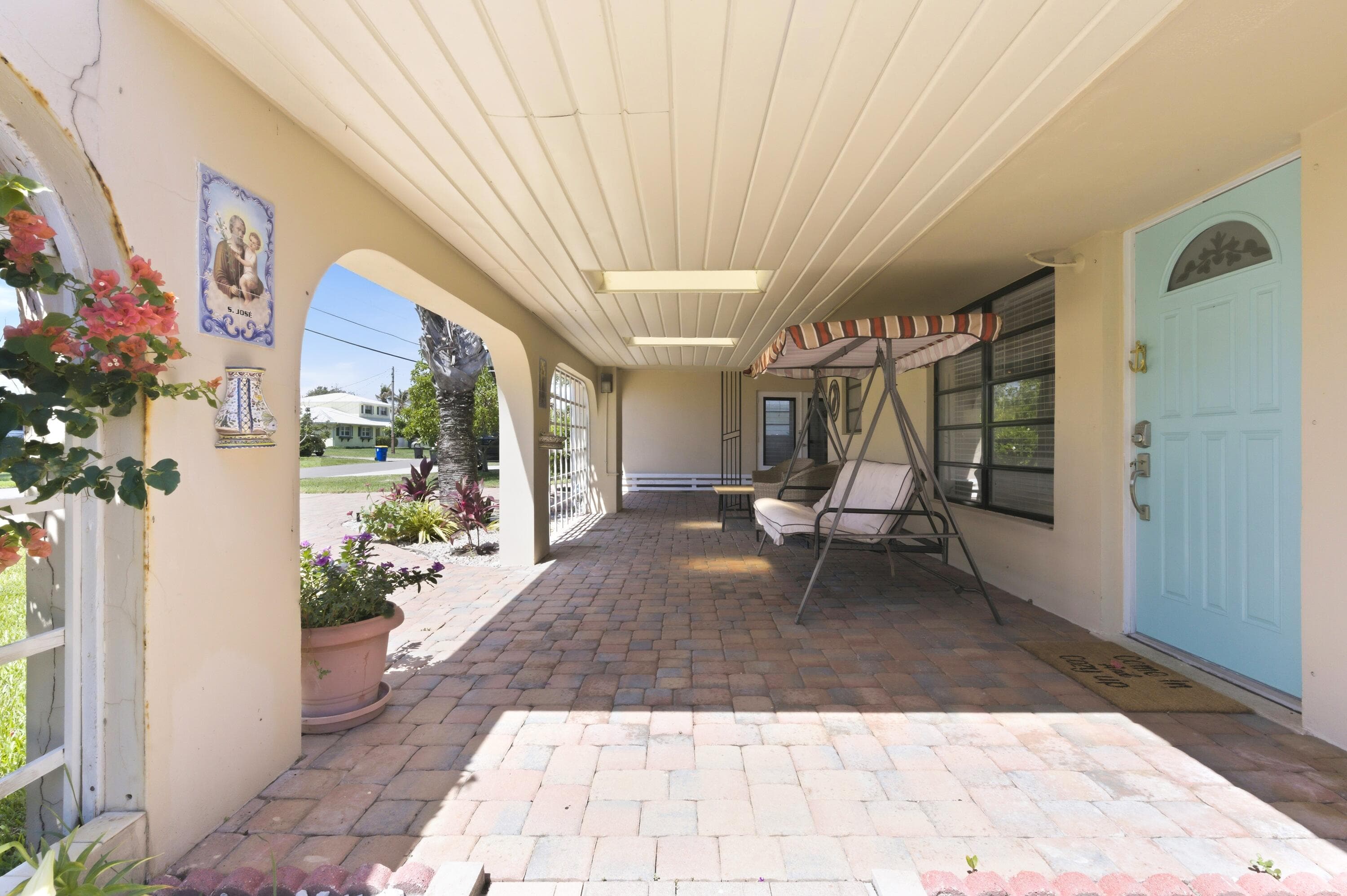 8455 SE Palm Street, Hobe Sound, FL 33455 — photo 8 of 36