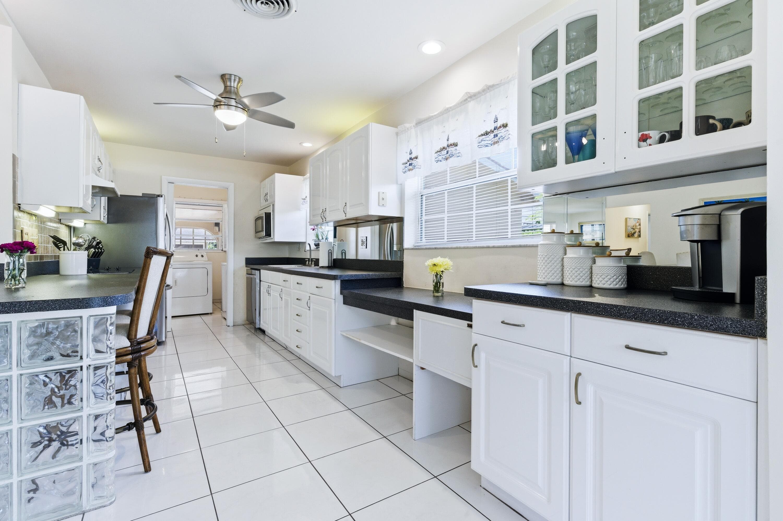 8455 SE Palm Street, Hobe Sound, FL 33455 — photo 15 of 36