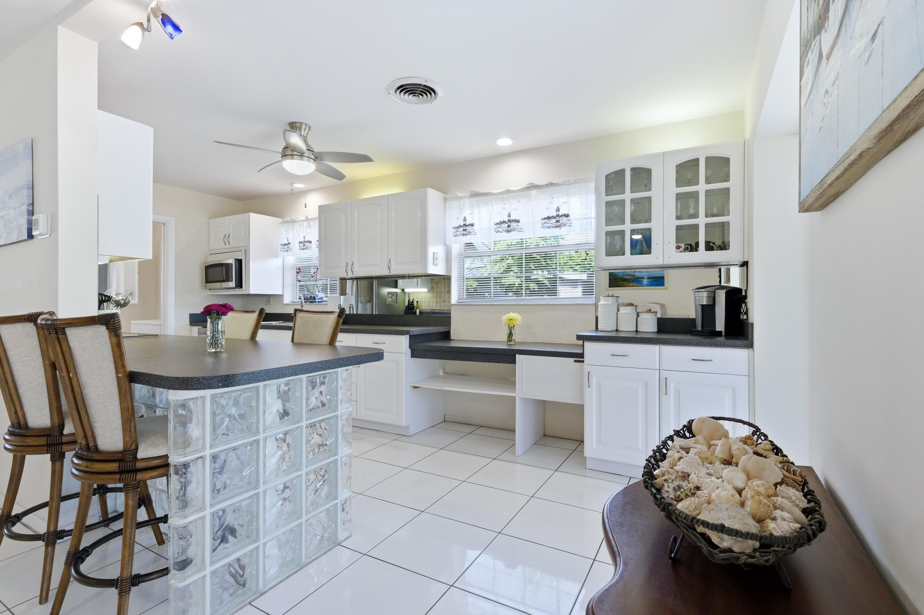 8455 SE Palm Street, Hobe Sound, FL 33455 — photo 14 of 36