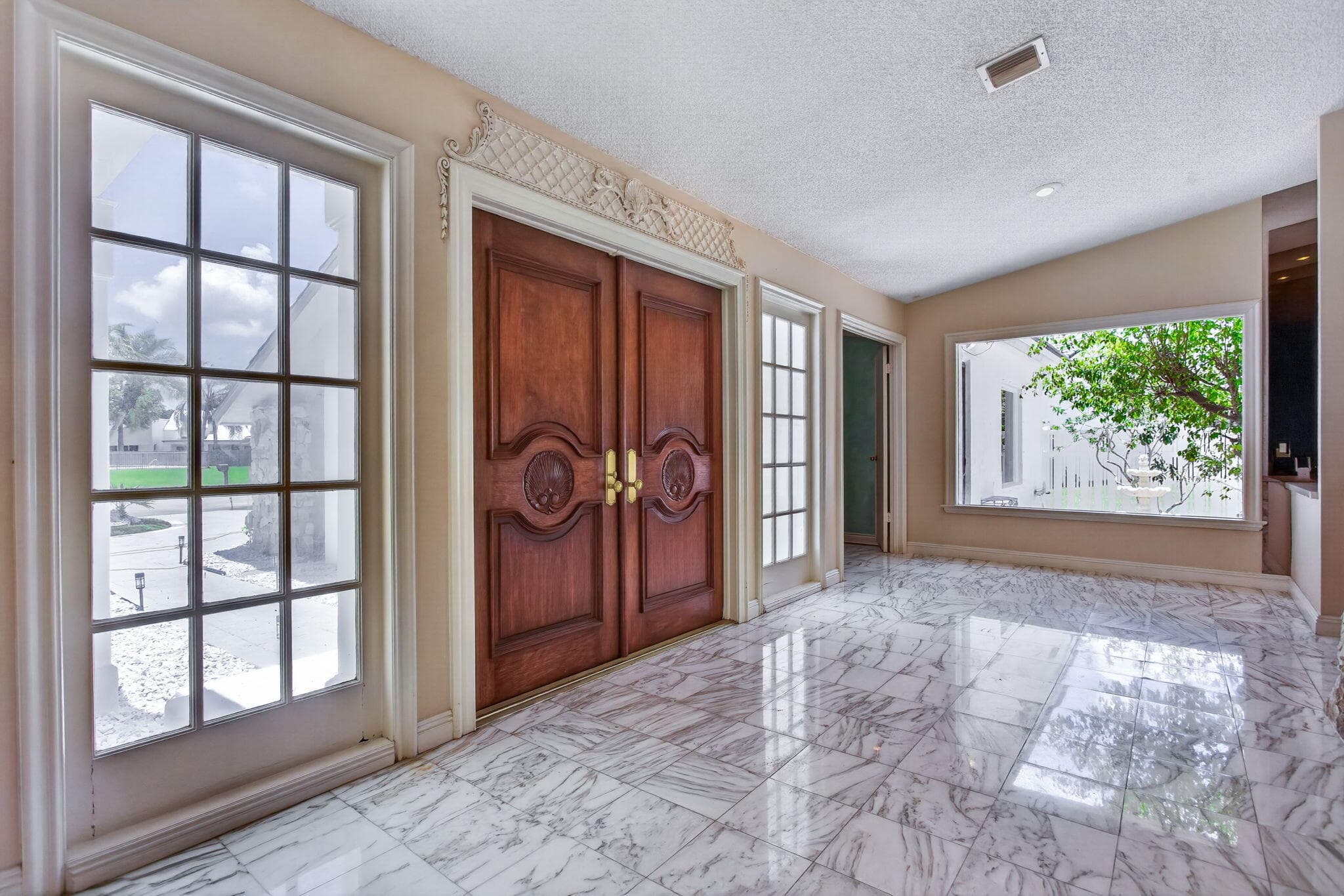 8725 Banyan Court, Tamarac, FL 33321 — photo 22 of 90