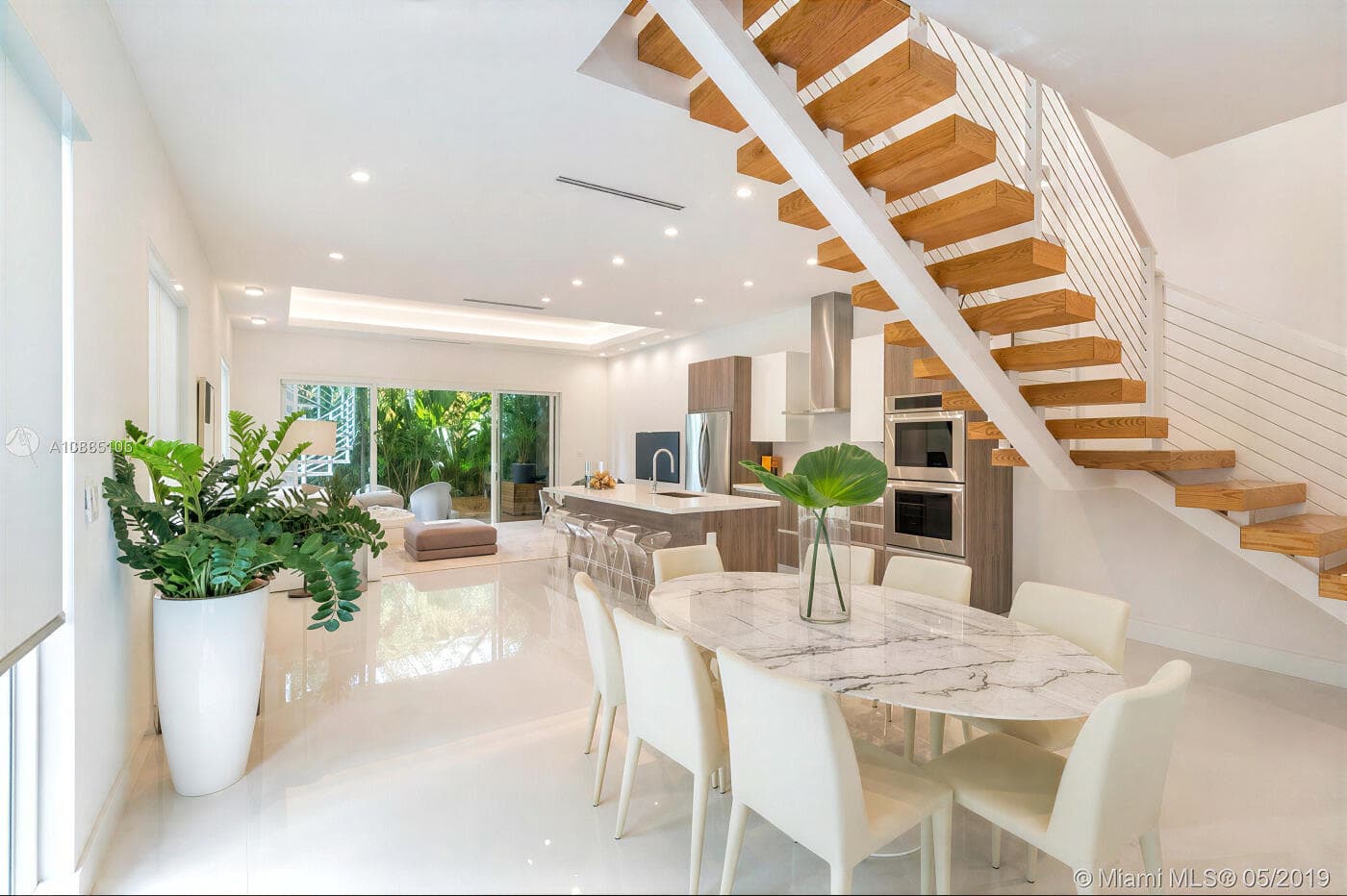 3123 Elizabeth Street 3123, Miami, FL 33133 — photo 18 of 32