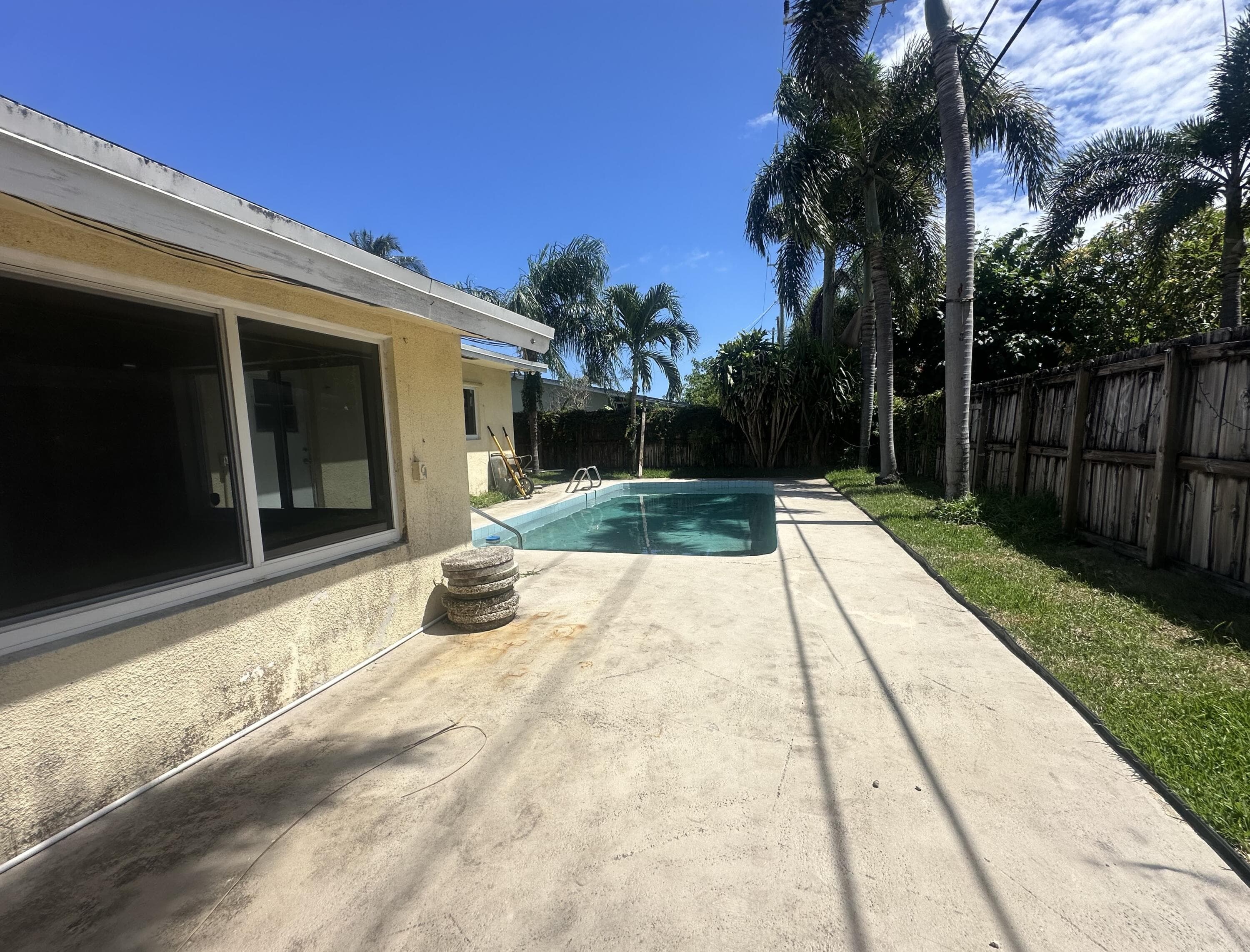 2941 NE 9th Avenue, Pompano Beach, FL 33064 — photo 3 of 22