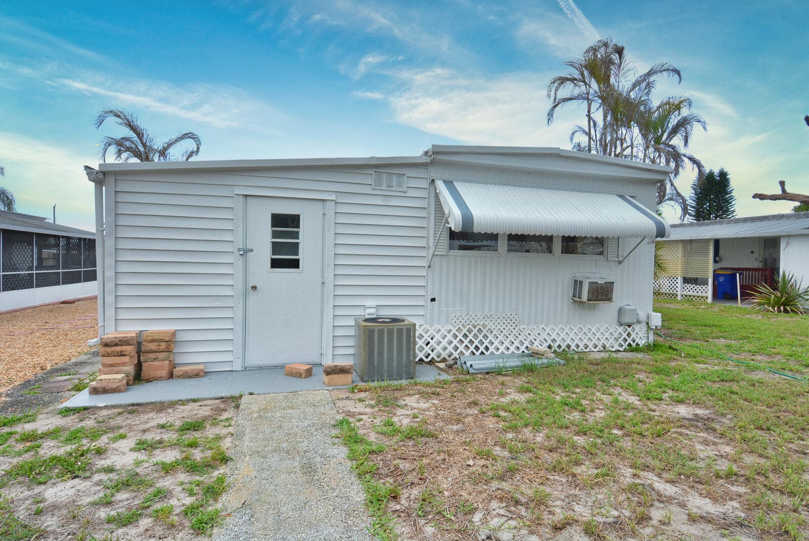 8400 SE Eagle Avenue, Hobe Sound, FL 33455 — photo 28 of 36