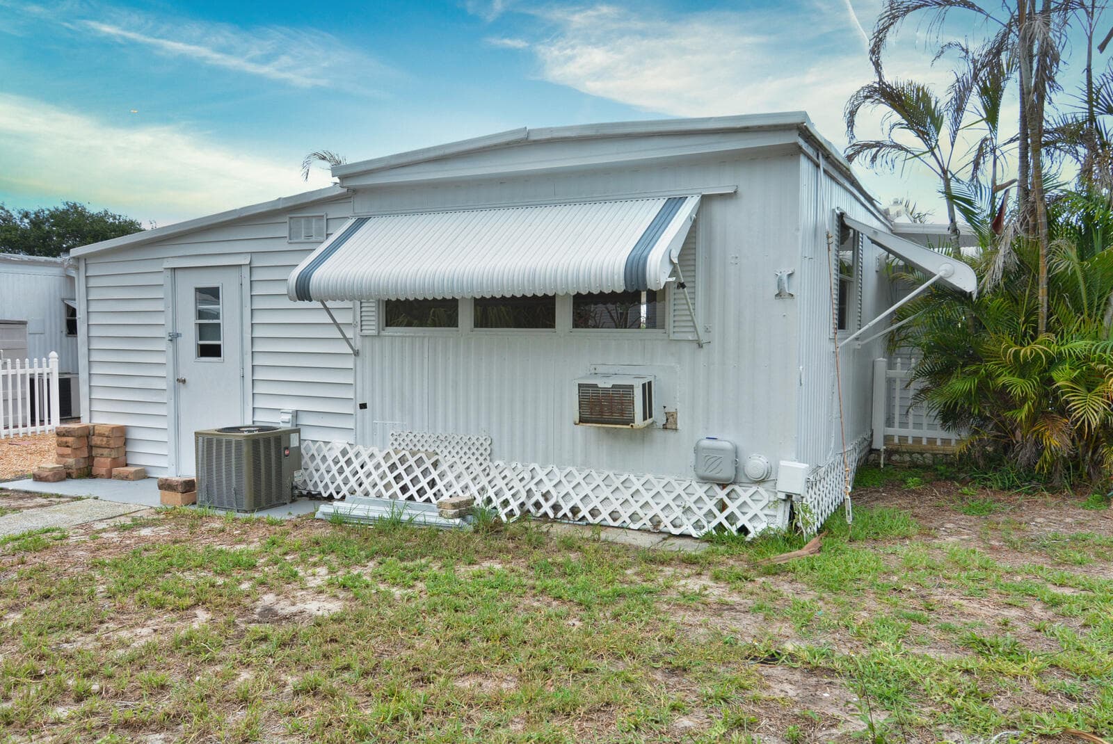 8400 SE Eagle Avenue, Hobe Sound, FL 33455 — photo 30 of 36