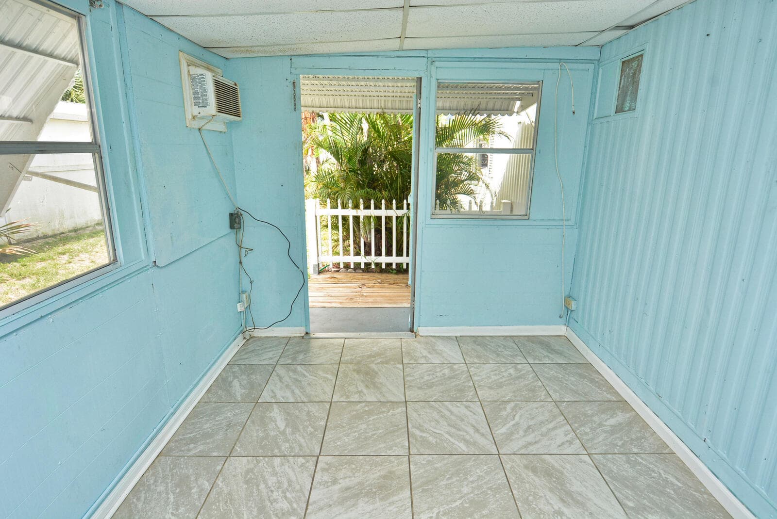 8400 SE Eagle Avenue, Hobe Sound, FL 33455 — photo 25 of 36