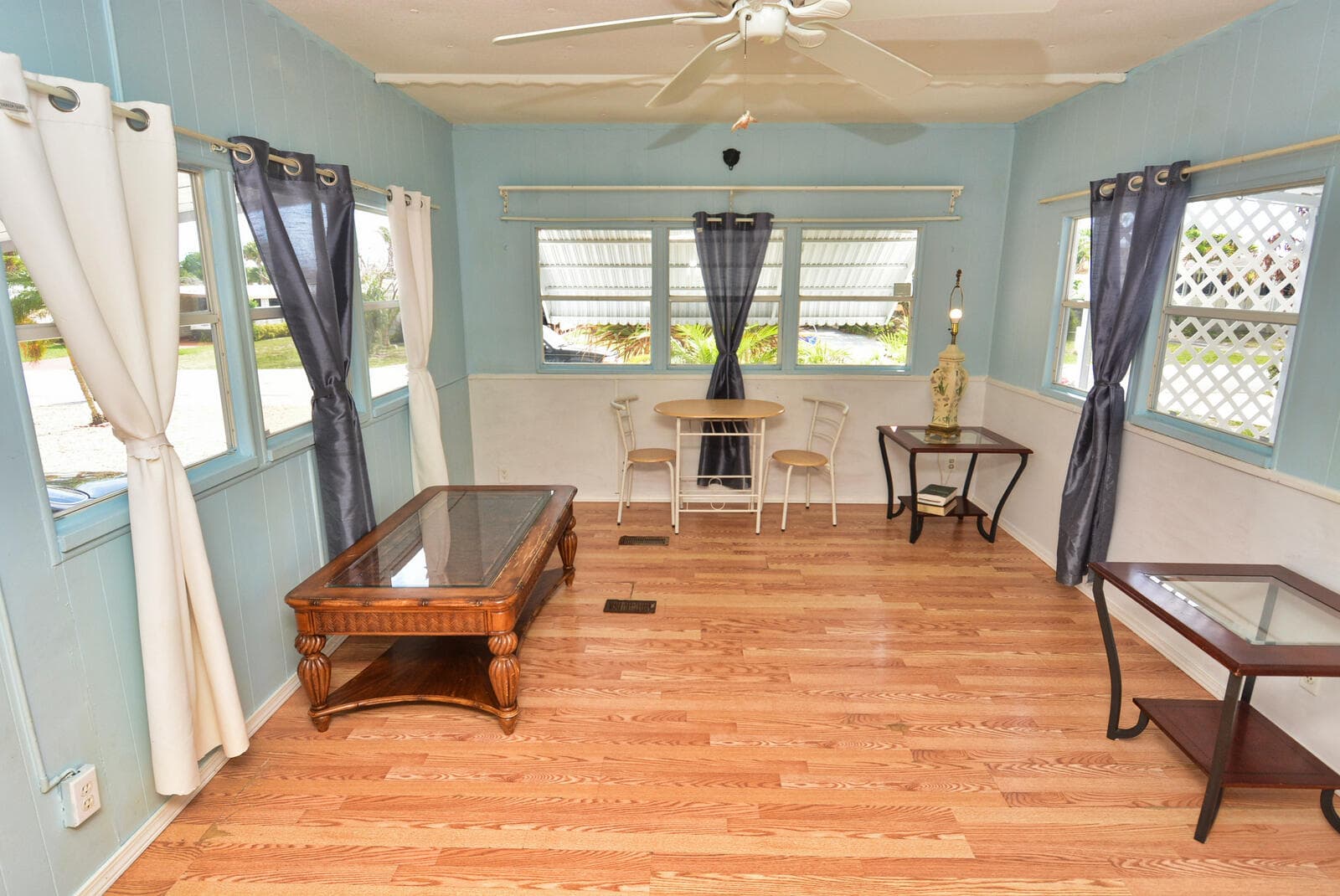 8400 SE Eagle Avenue, Hobe Sound, FL 33455 — photo 11 of 36