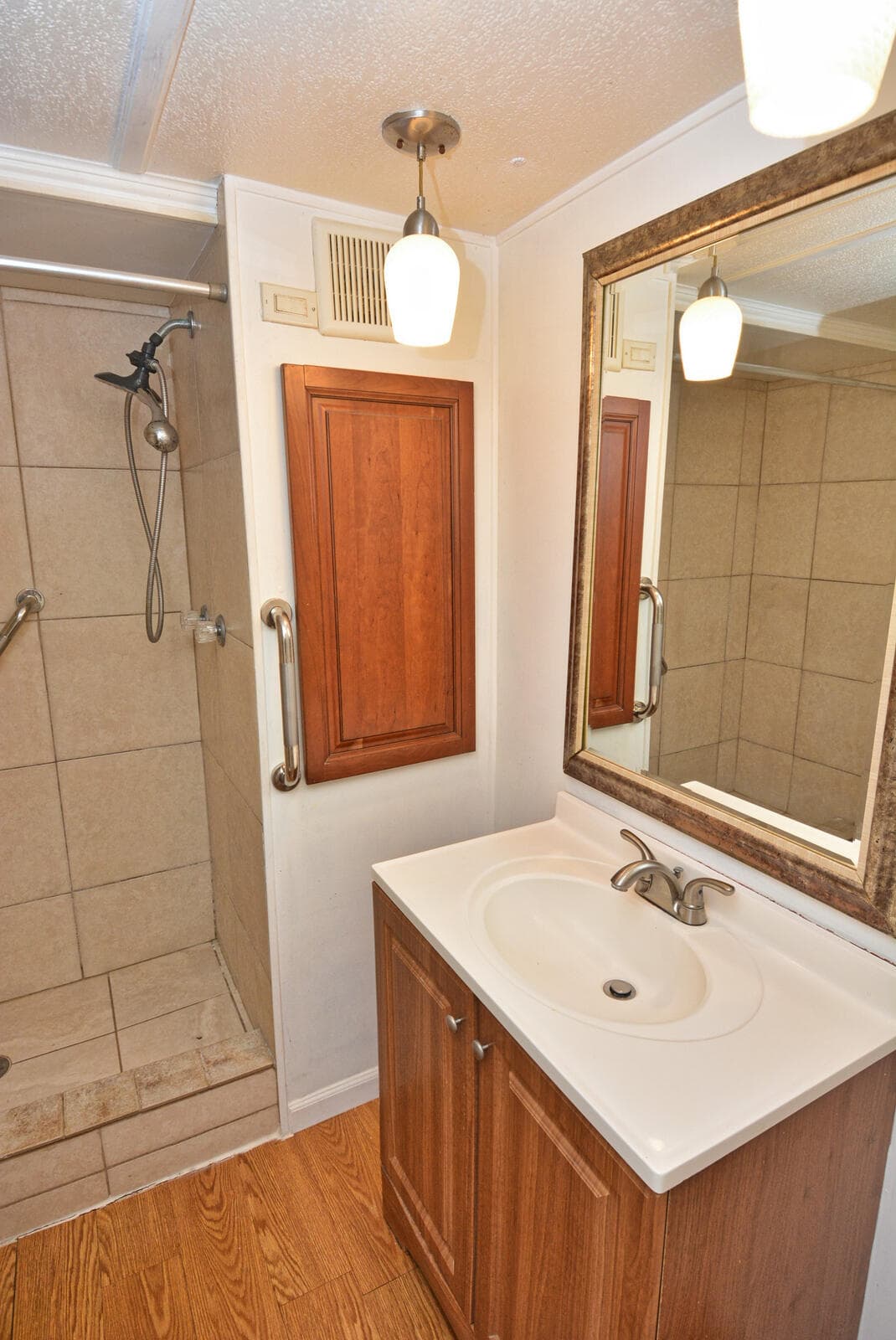 8400 SE Eagle Avenue, Hobe Sound, FL 33455 — photo 20 of 36