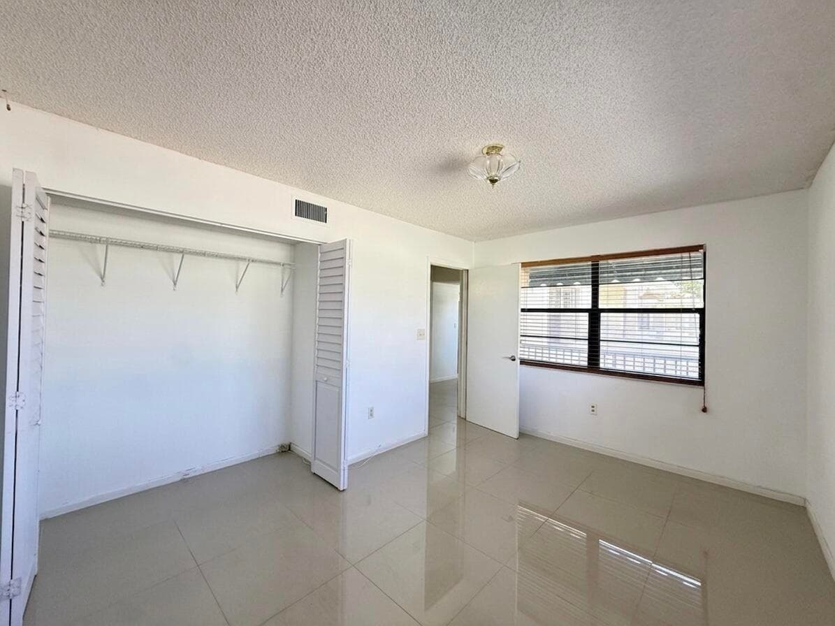 6654 Villa Sonrisa Drive 421, Boca Raton, FL 33433 — photo 14 of 47
