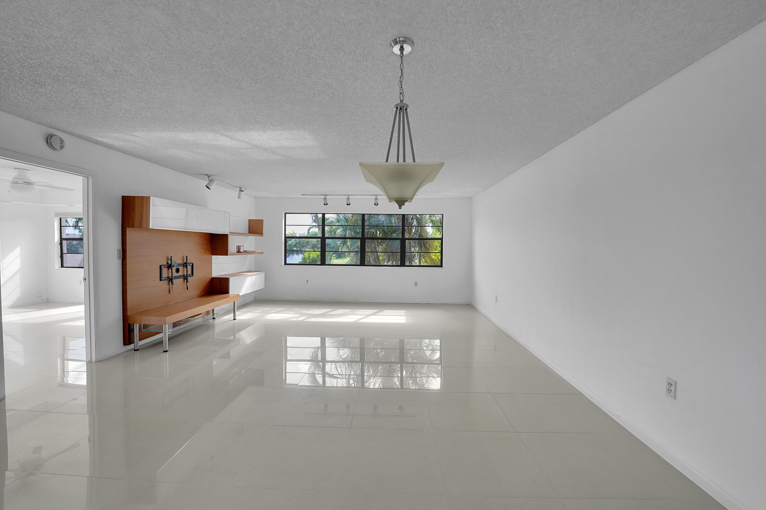 6654 Villa Sonrisa Drive 421, Boca Raton, FL 33433 — photo 43 of 47