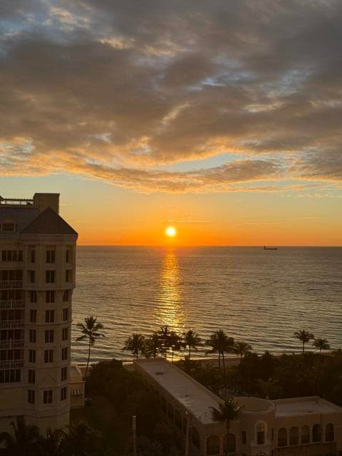 2001 N Ocean Boulevard Apt 1201, Fort Lauderdale, FL 33305 — photo 3 of 33