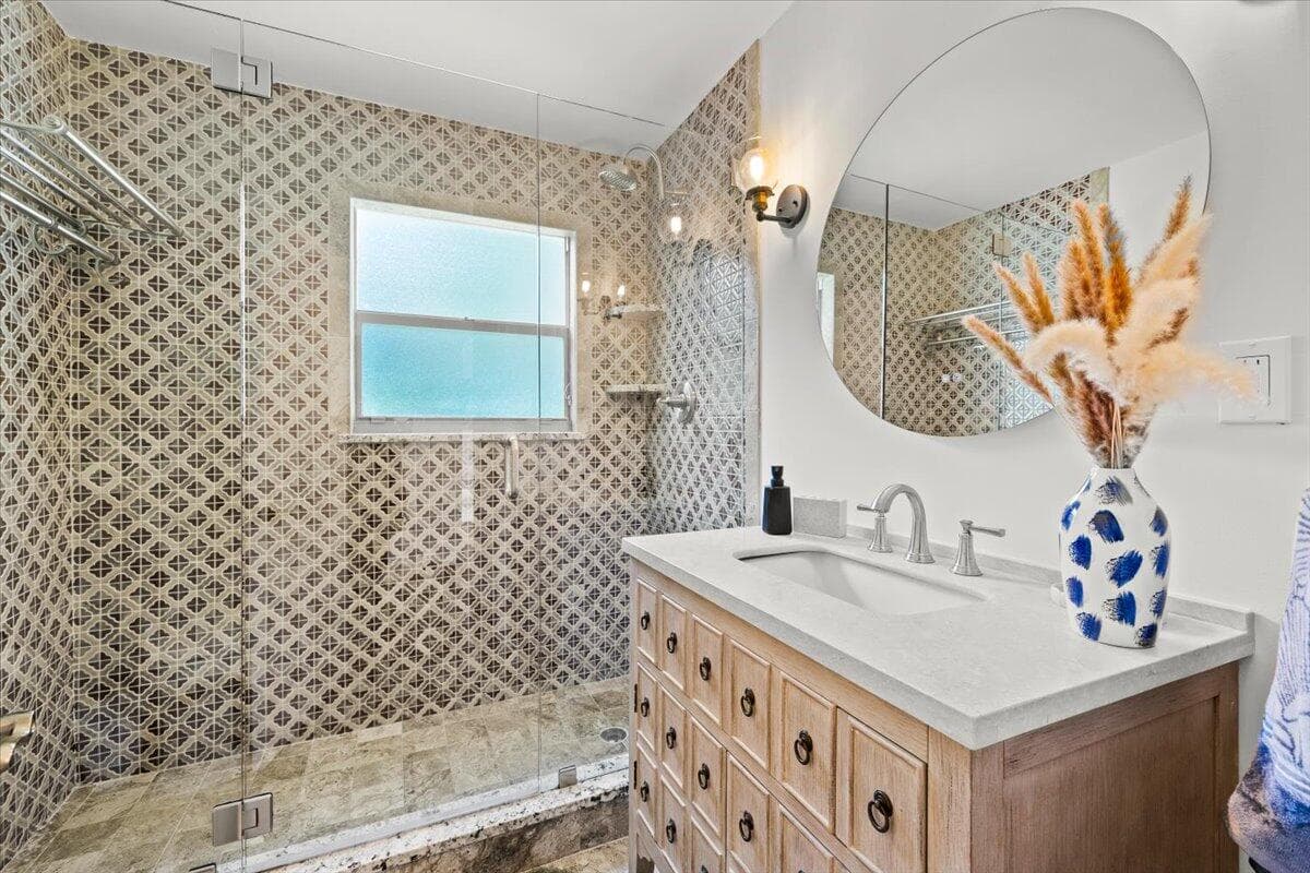 302 NW 11th Street, Delray Beach, FL 33444 — photo 29 of 48