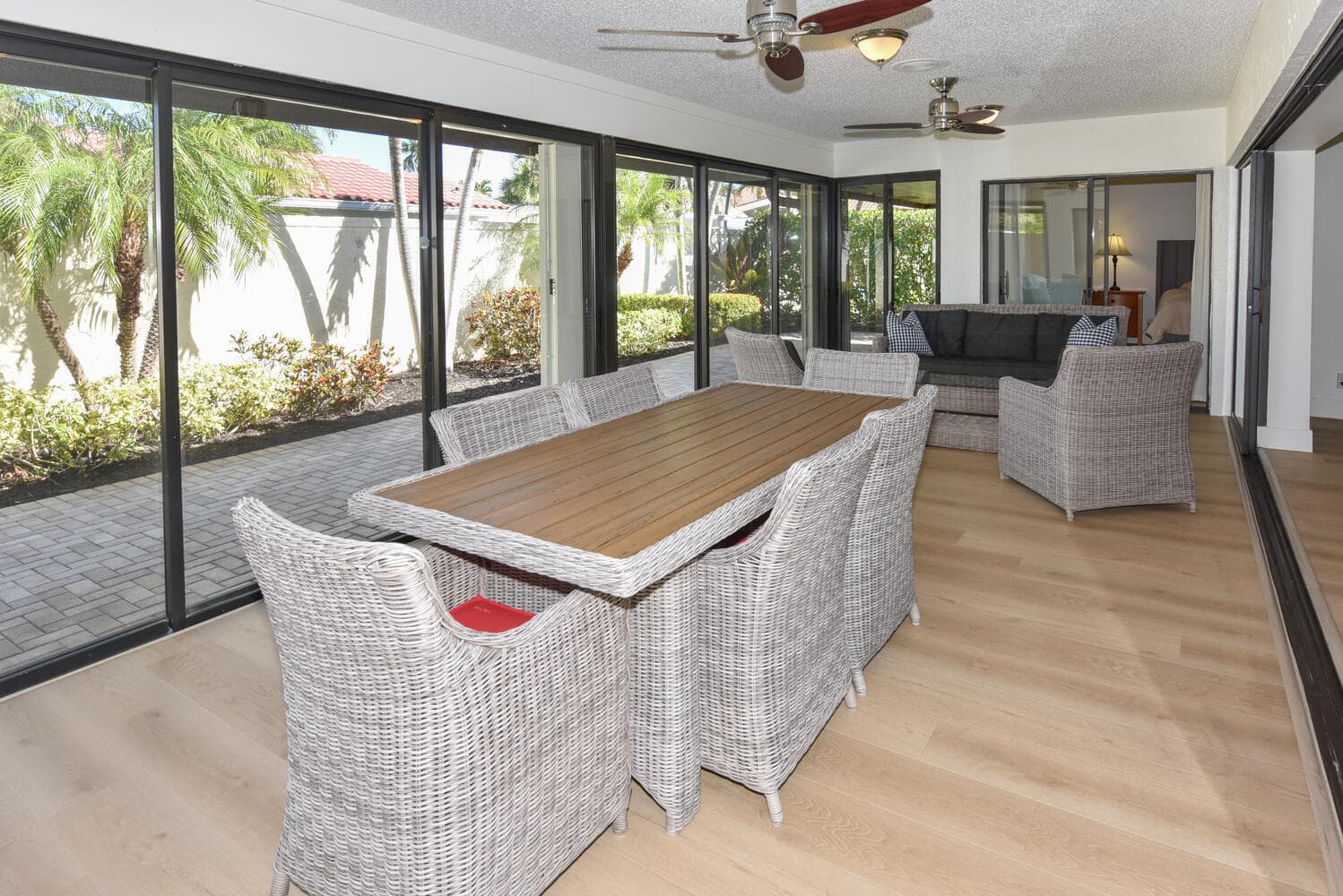 1469 Vía Privada, Jupiter, FL 33477 — photo 11 of 39