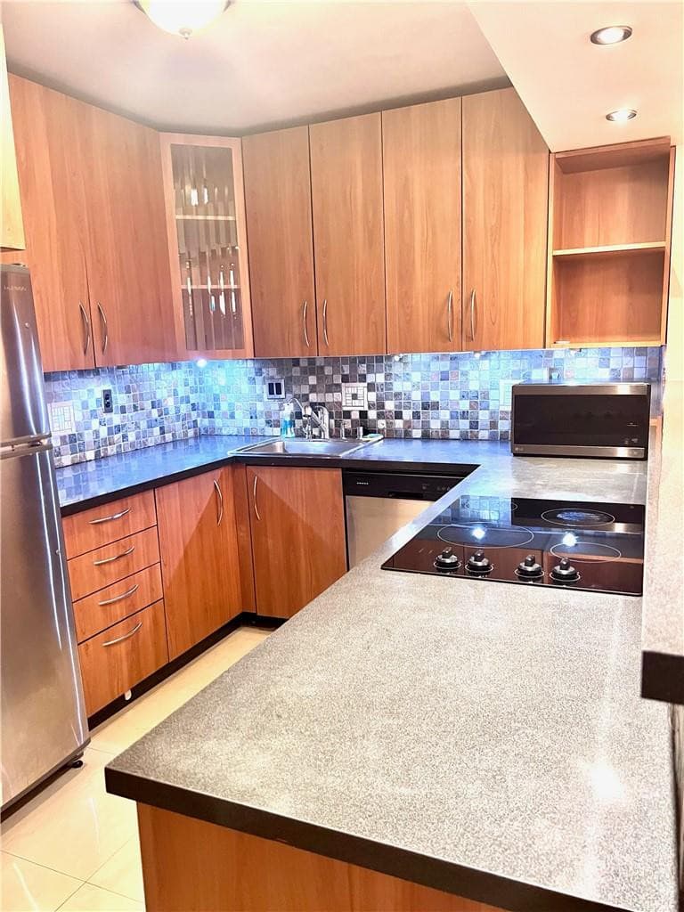 600 Three Islands Boulevard 1108, Hallandale Beach, FL 33009 — photo 2 of 14
