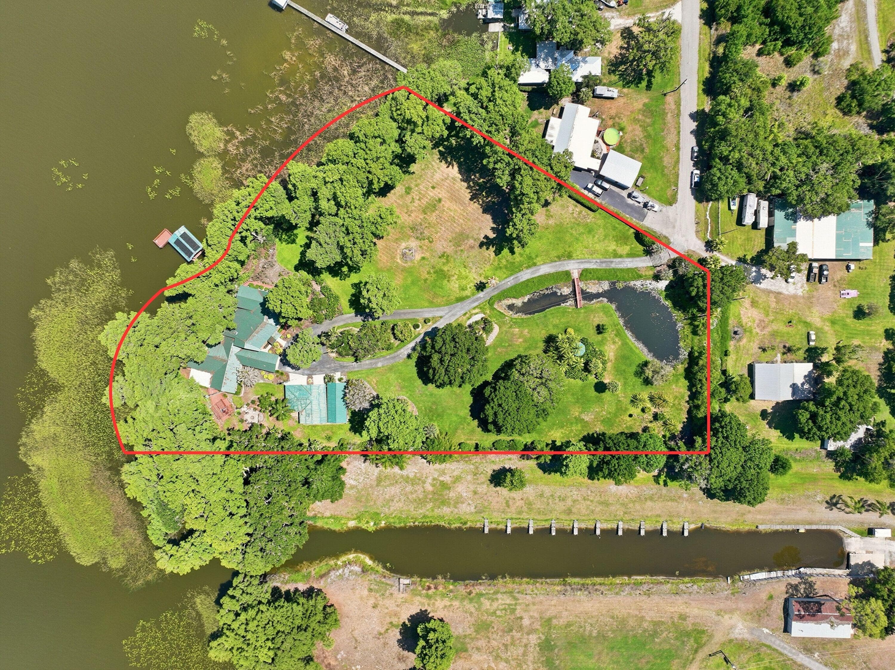 200 Windy Point Road, Lake Placid, FL 33852 — photo 1 of 74