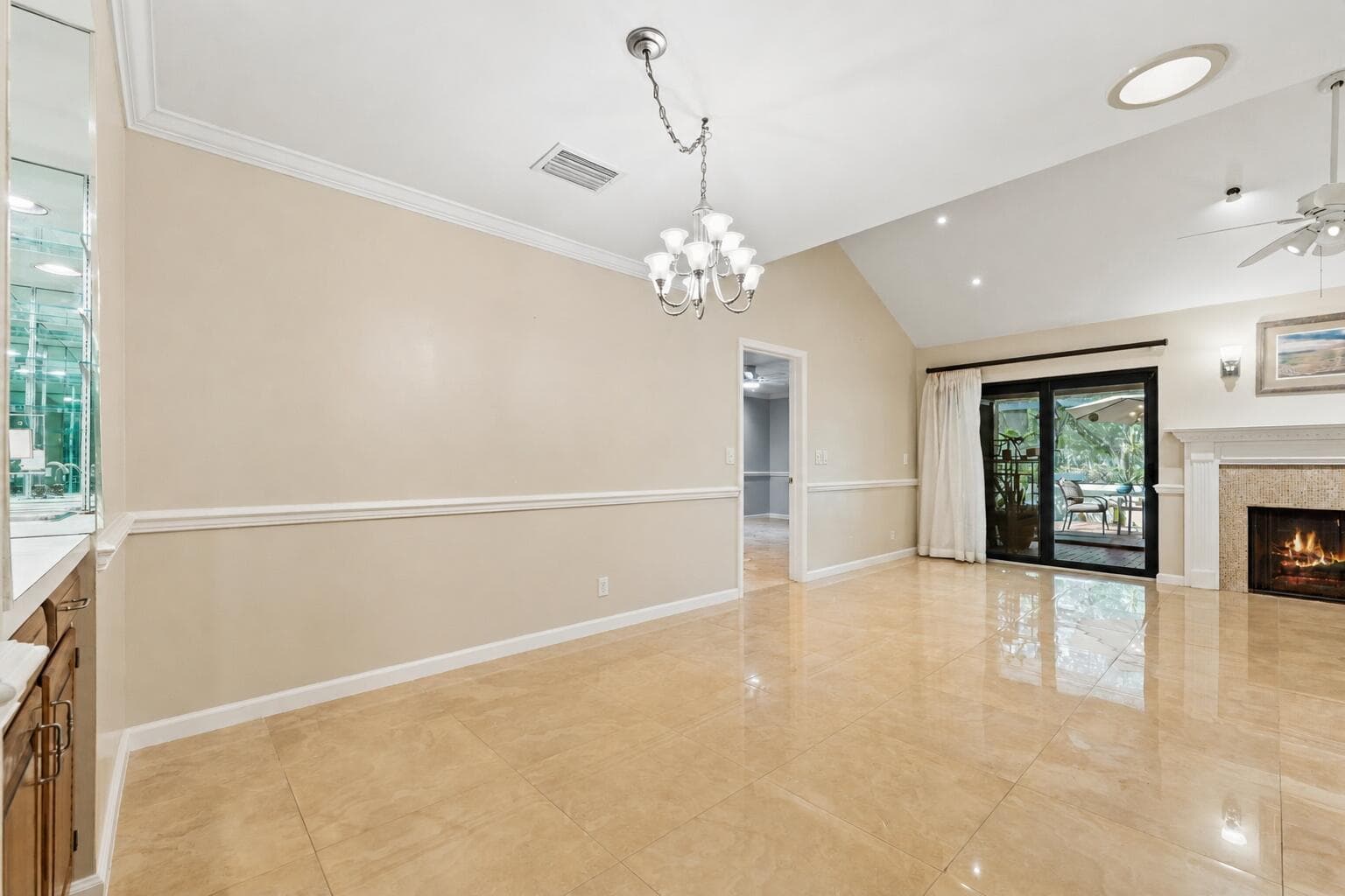 65 Balfour Road E, Palm Beach Gardens, FL 33418 — photo 4 of 26