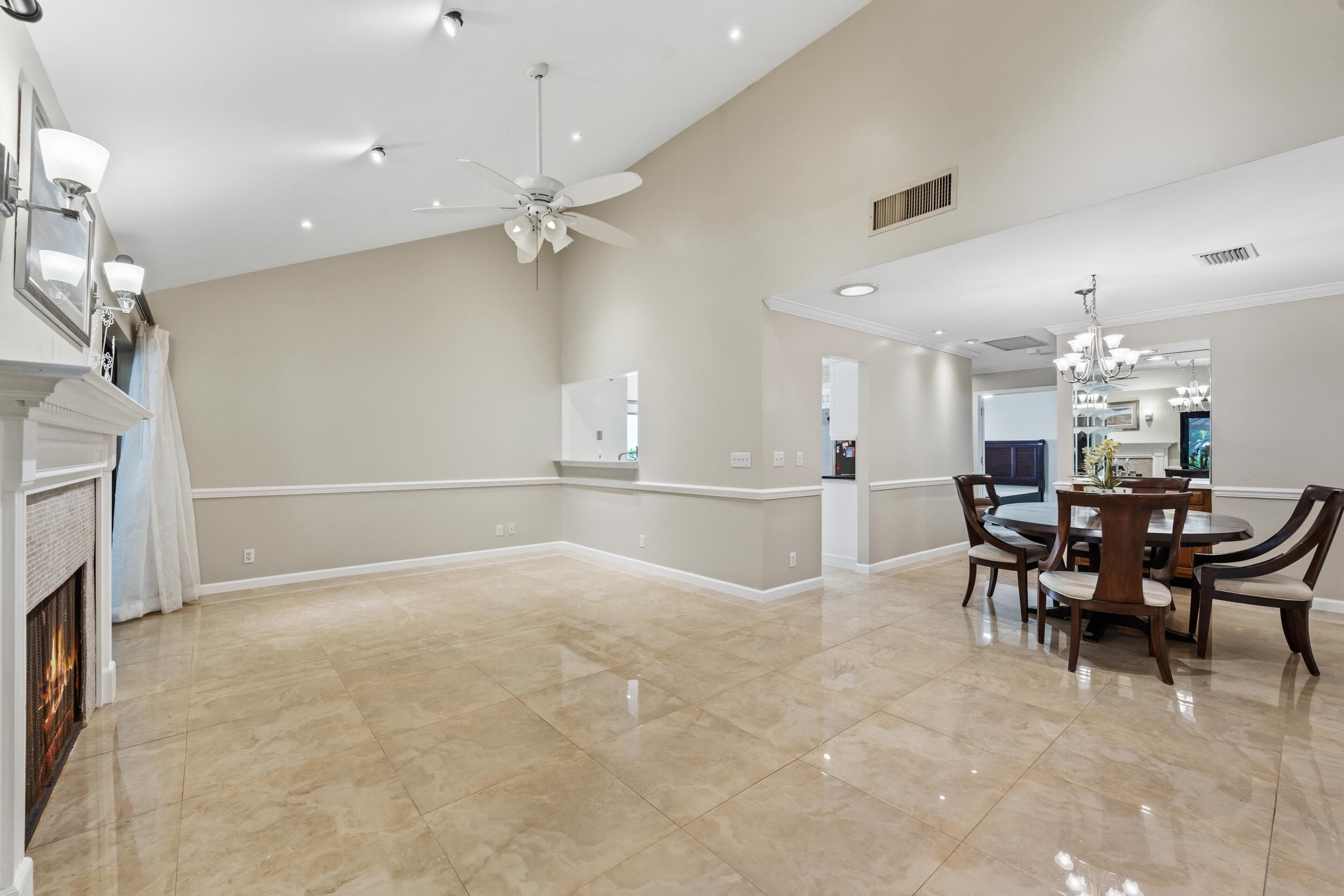 65 Balfour Road E, Palm Beach Gardens, FL 33418 — photo 6 of 26