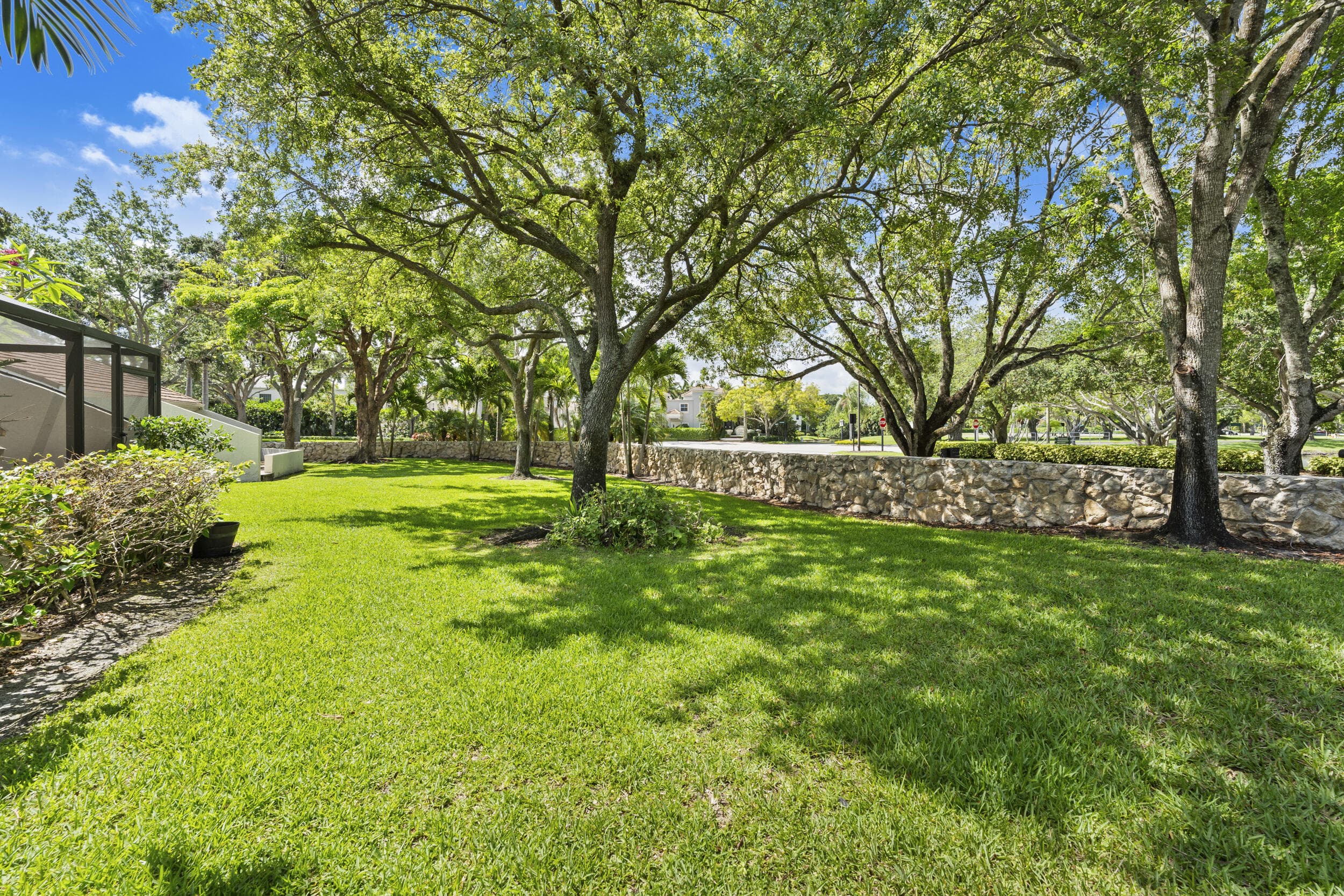 65 Balfour Road E, Palm Beach Gardens, FL 33418 — photo 19 of 26