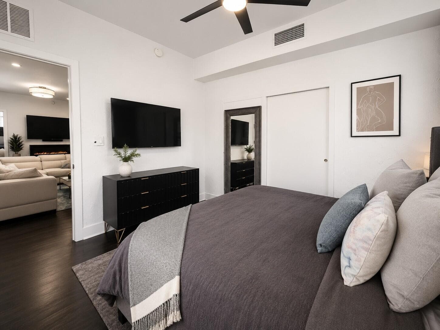900 16th Street 102, Miami Beach, FL 33139 — photo 10 of 37