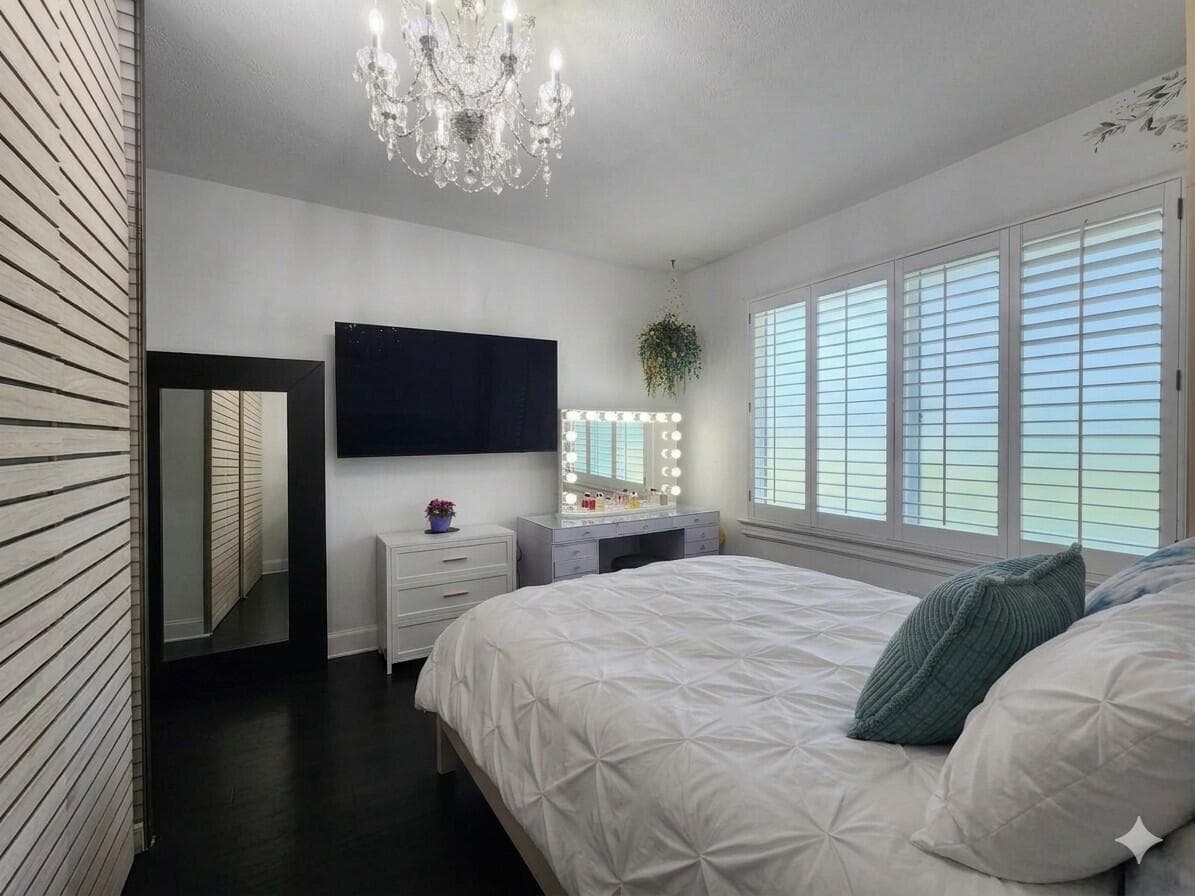 900 16th Street 102, Miami Beach, FL 33139 — photo 13 of 37